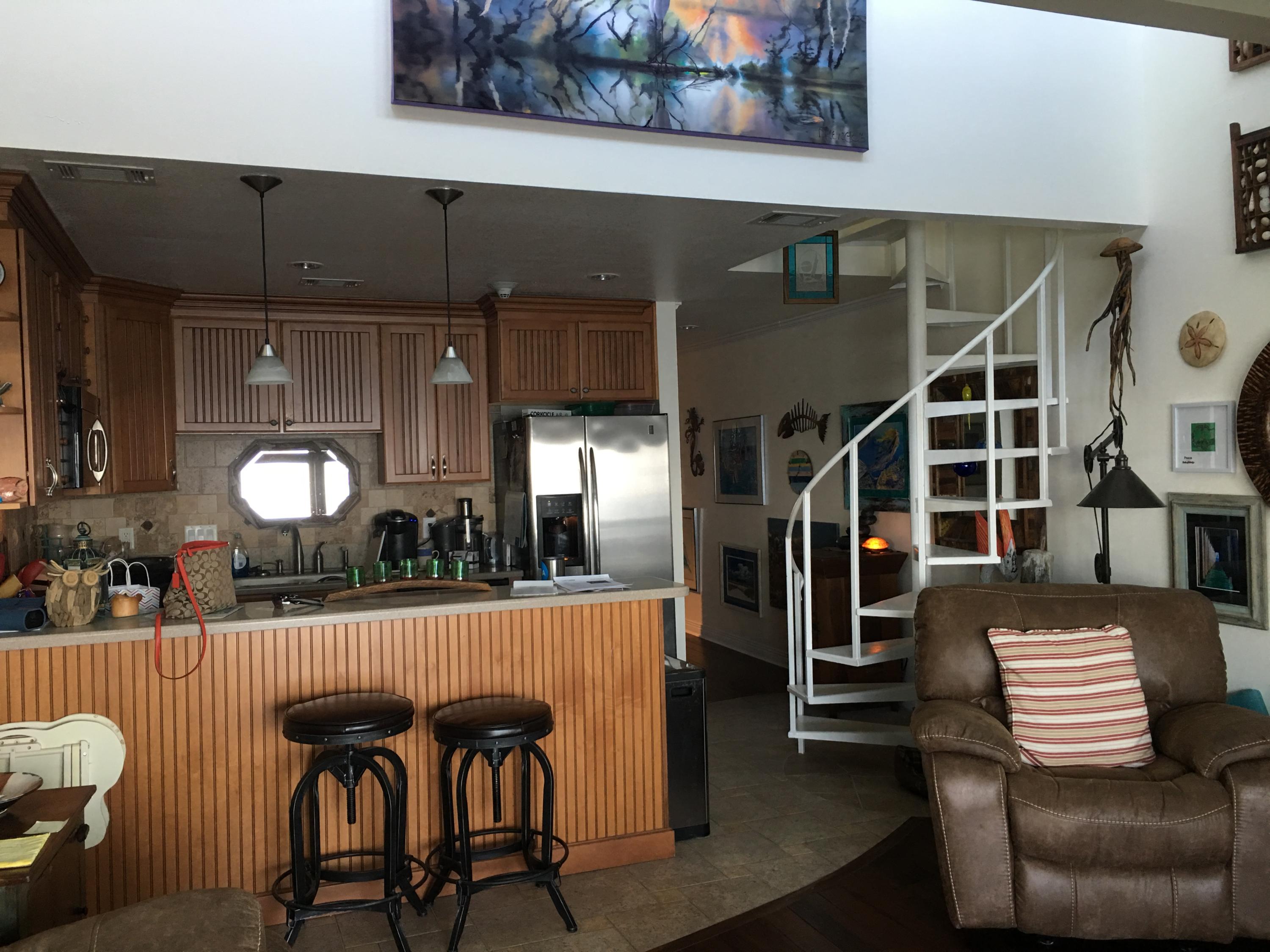 SOUNDWIND CONDO - Residential