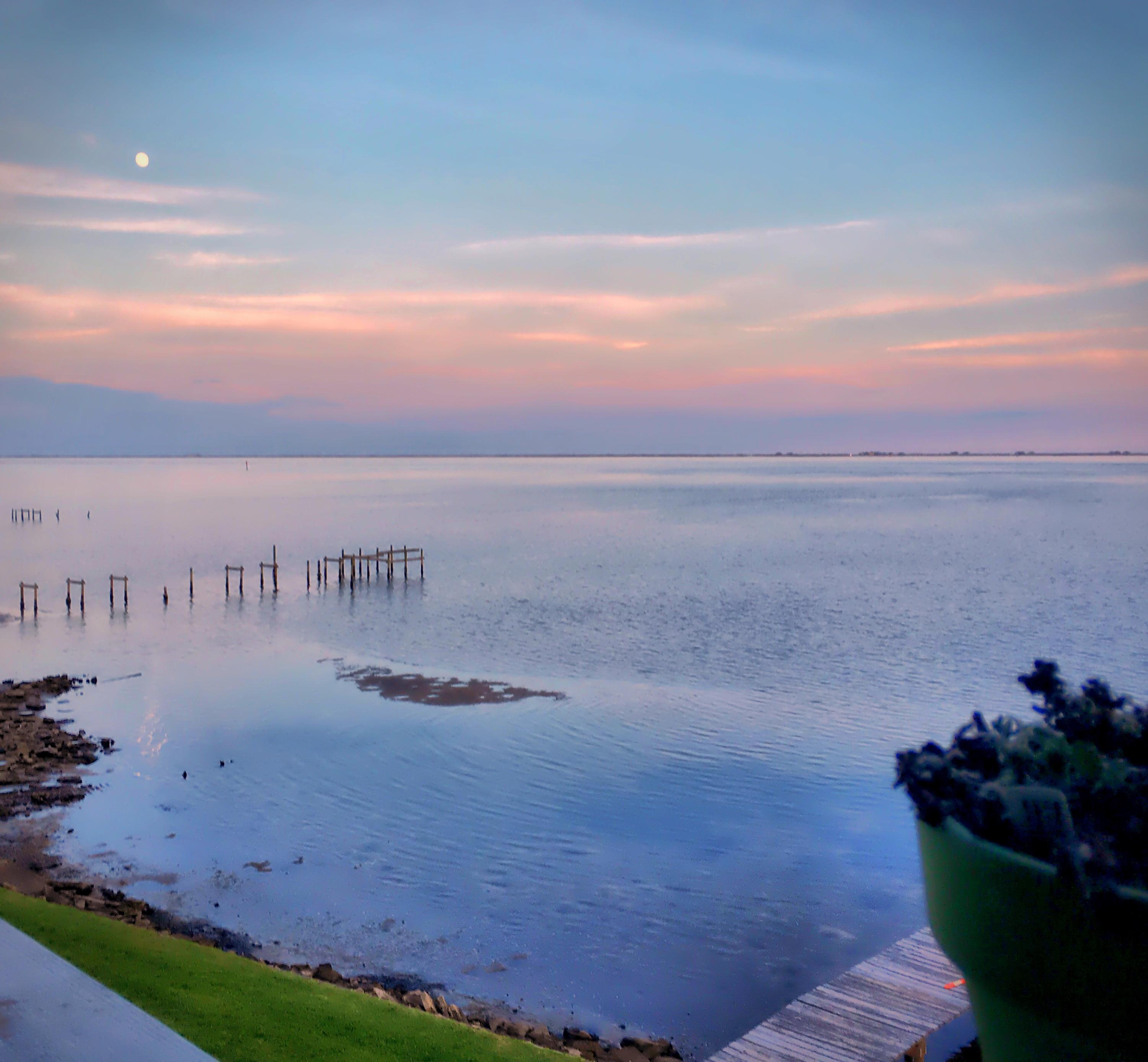 SOUNDWIND CONDO - Residential