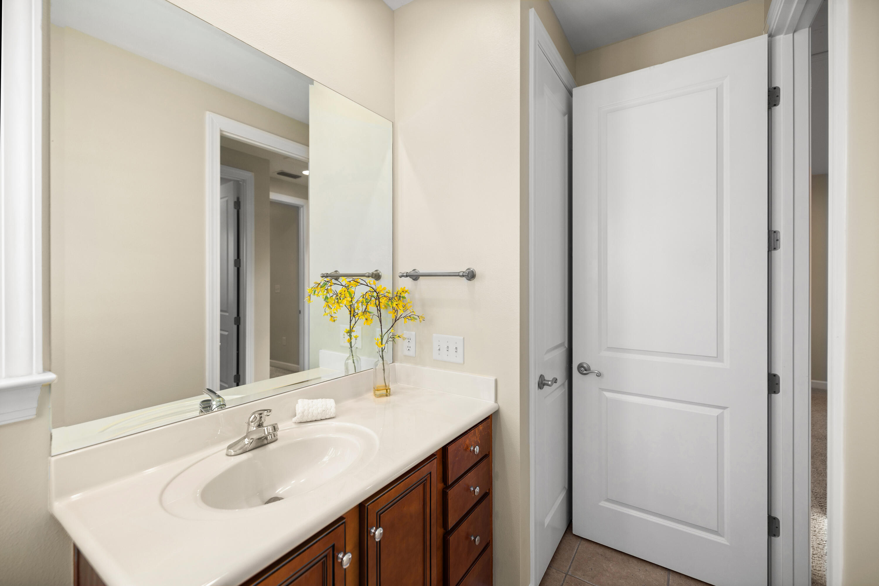 MARINA LANDING - Residential