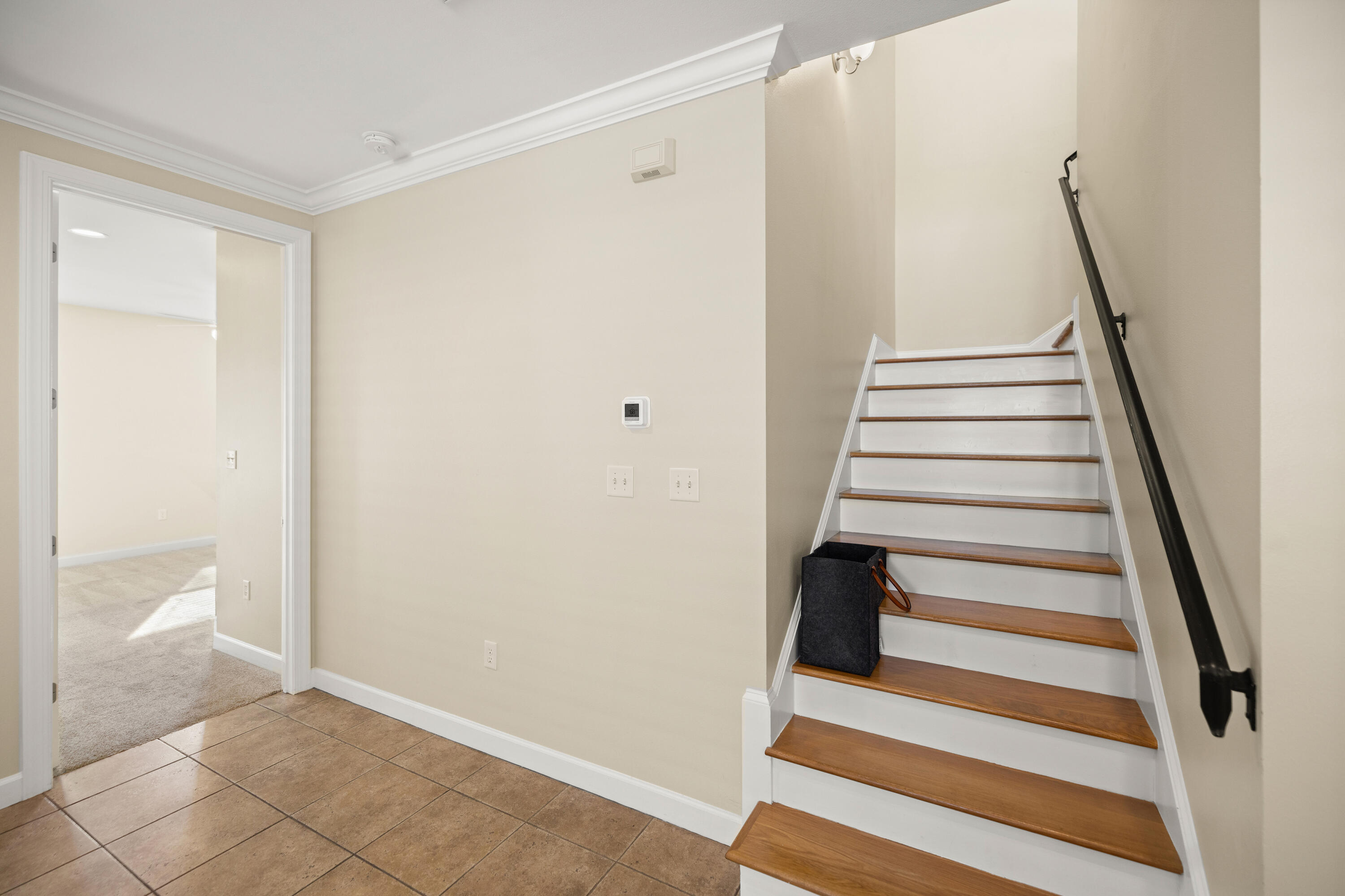 MARINA LANDING - Residential