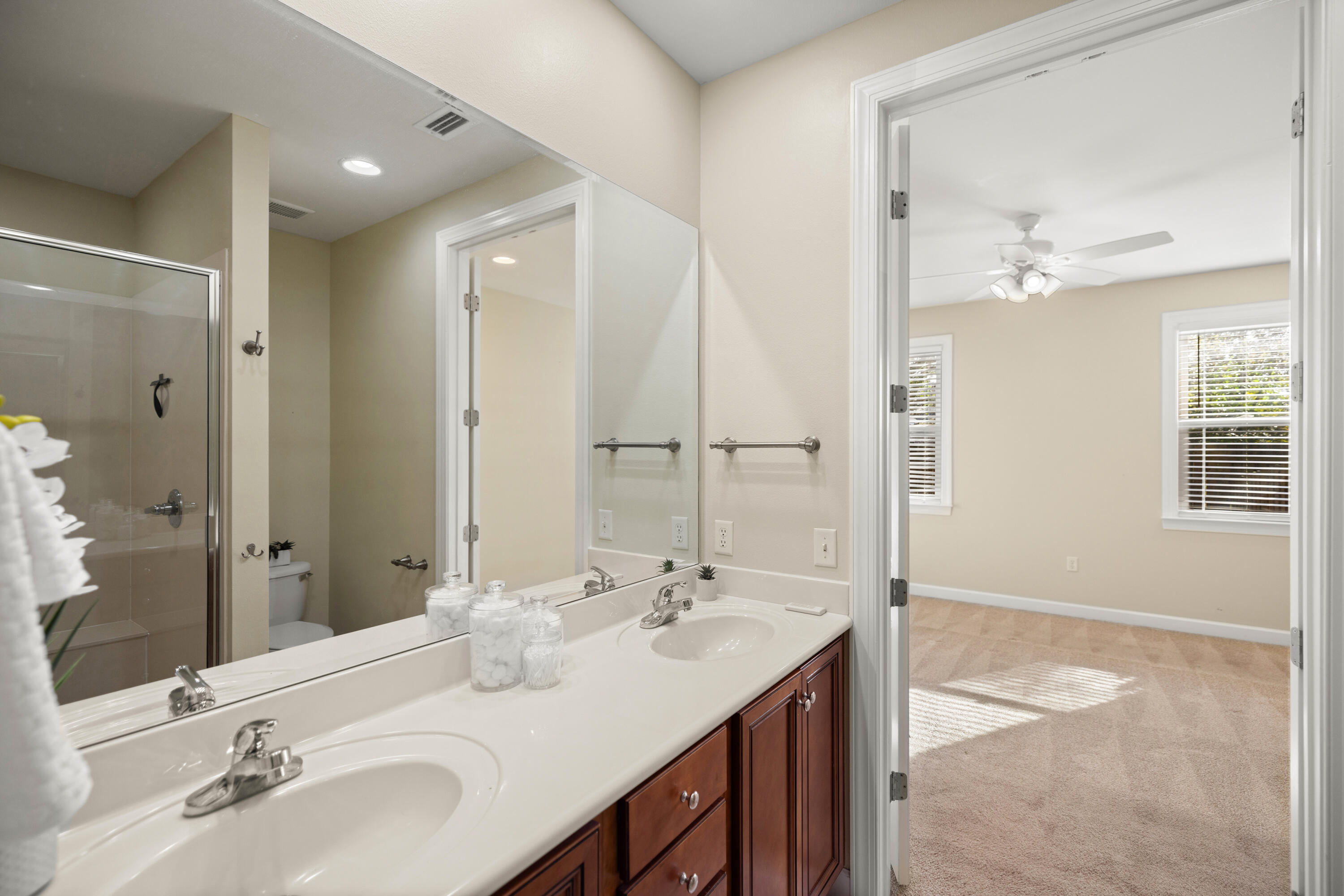 MARINA LANDING - Residential