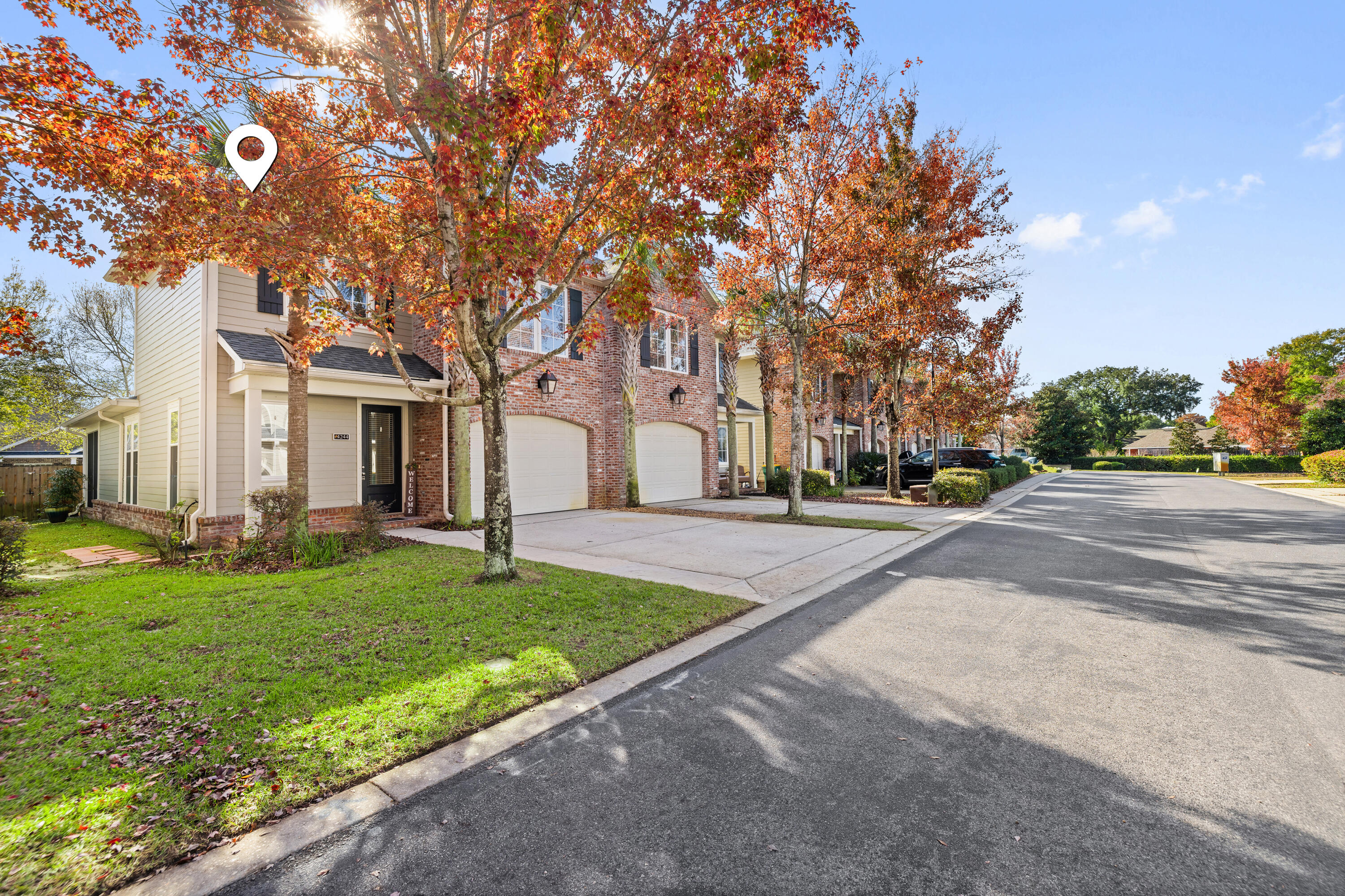 MARINA LANDING - Residential