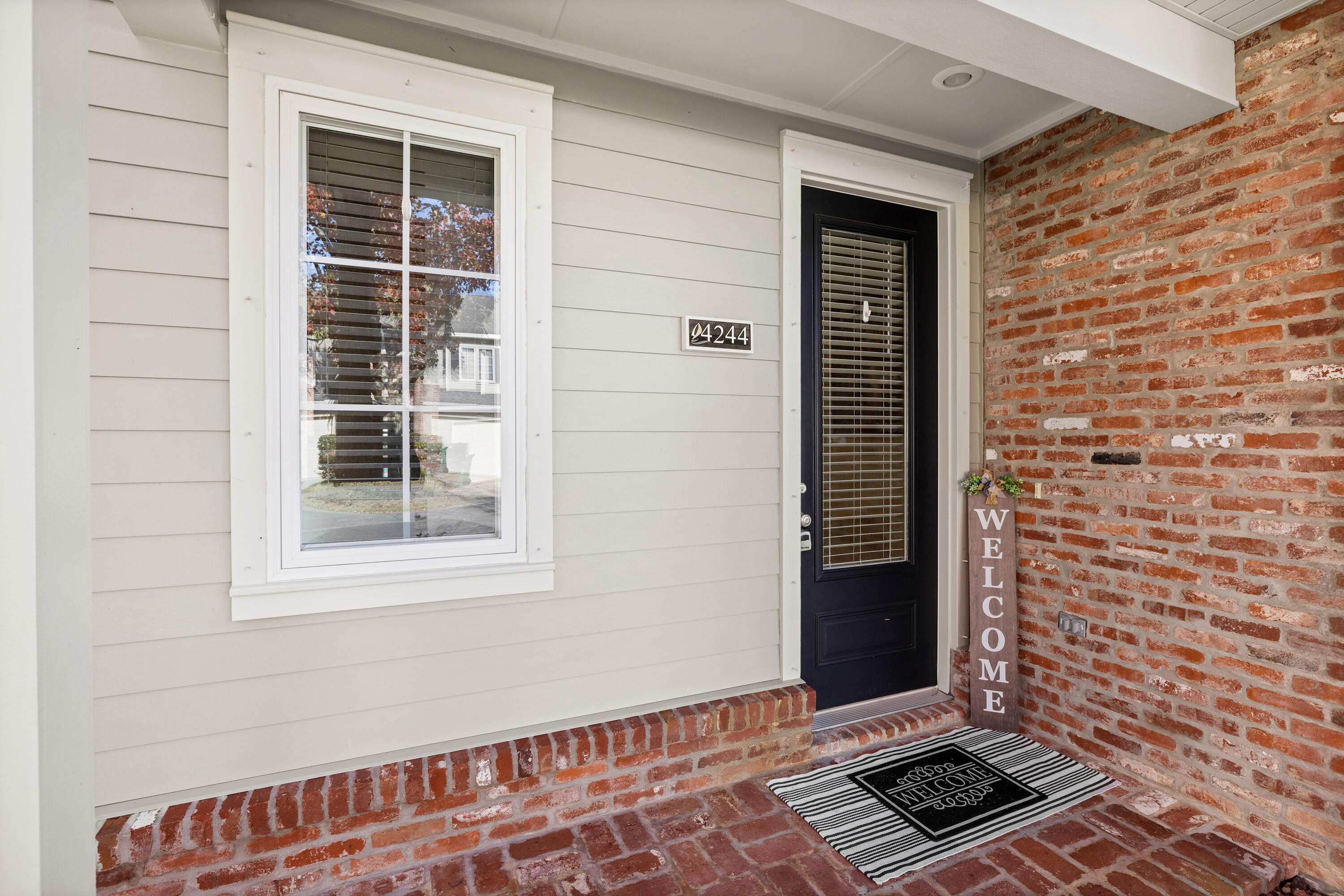 MARINA LANDING - Residential