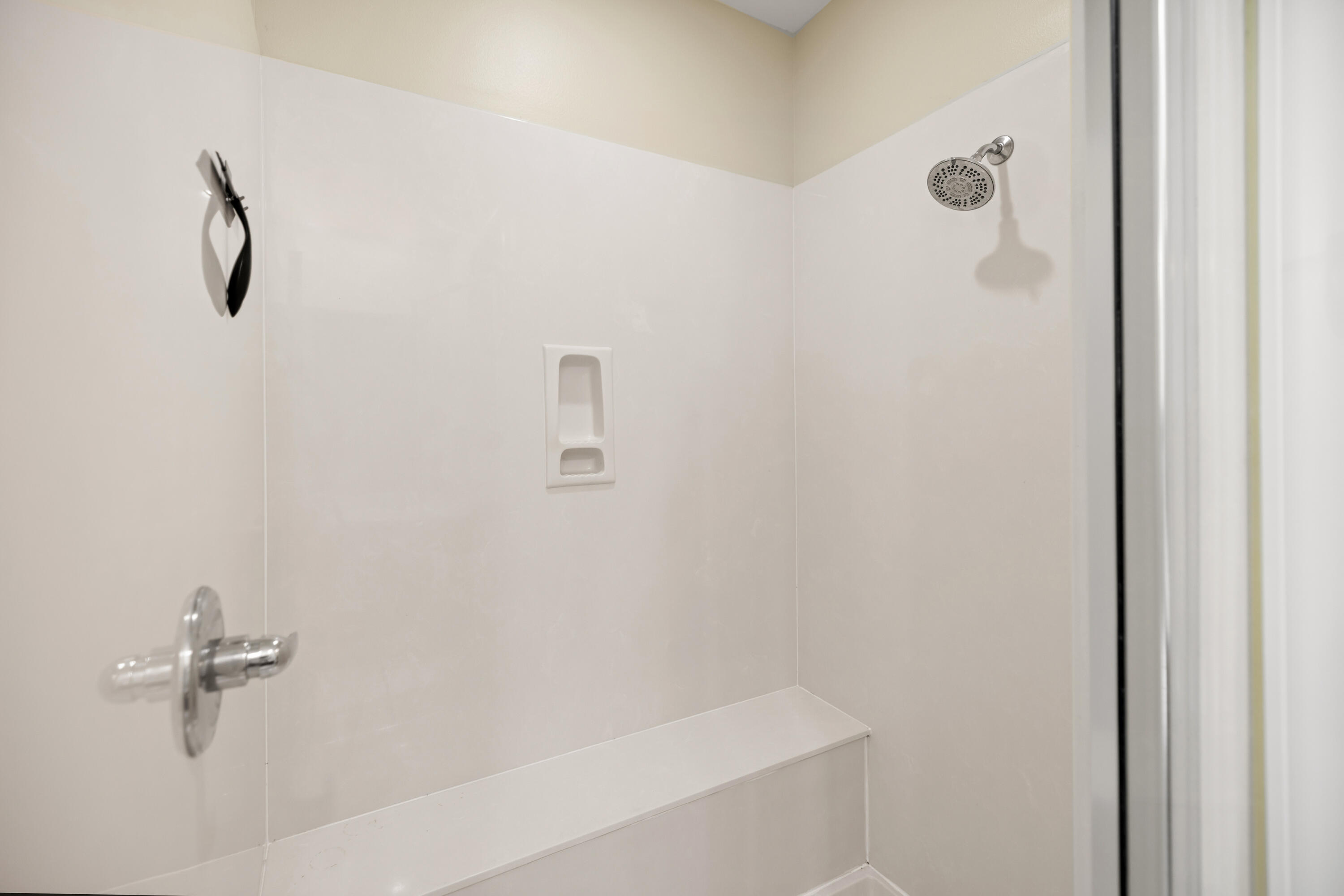 MARINA LANDING - Residential