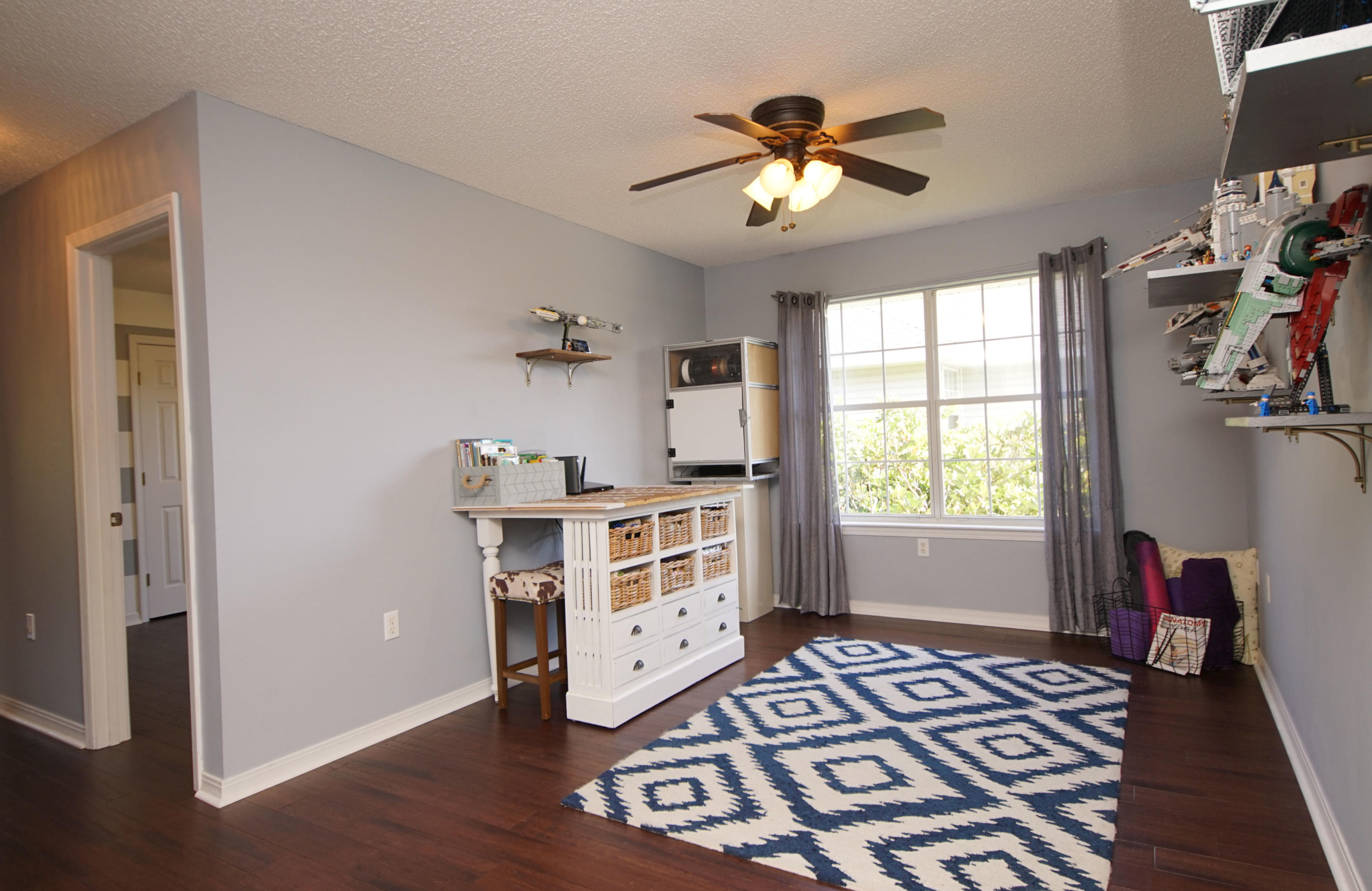 TWIN LAKES ESTATES - Residential