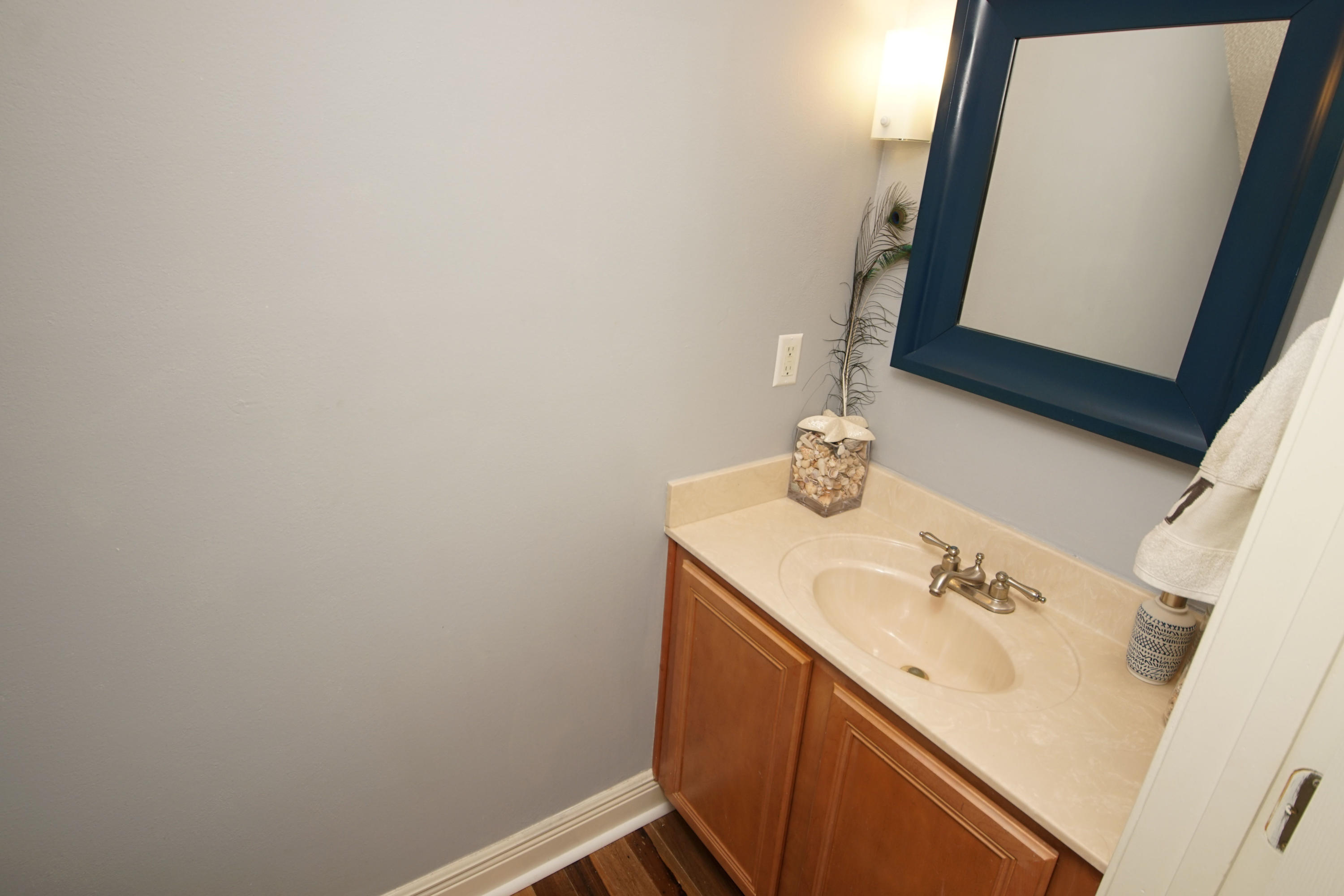 TWIN LAKES ESTATES - Residential