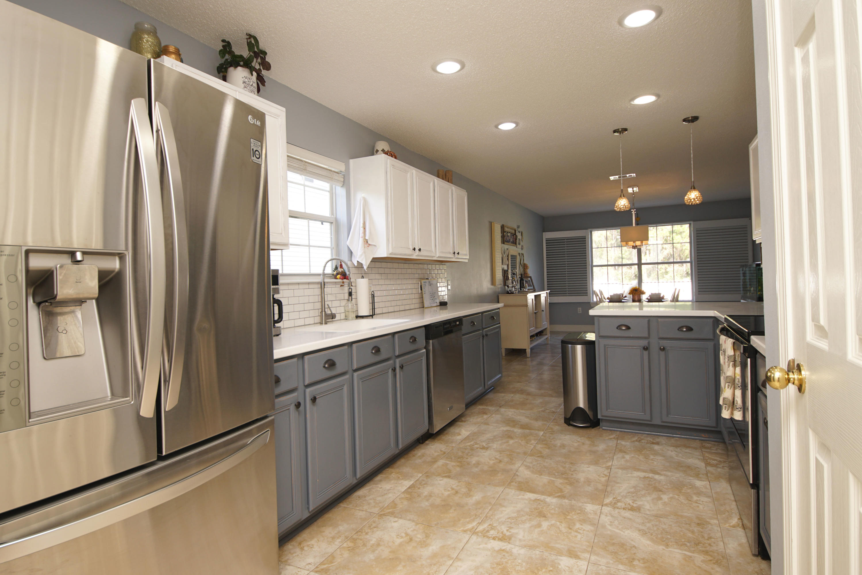 TWIN LAKES ESTATES - Residential