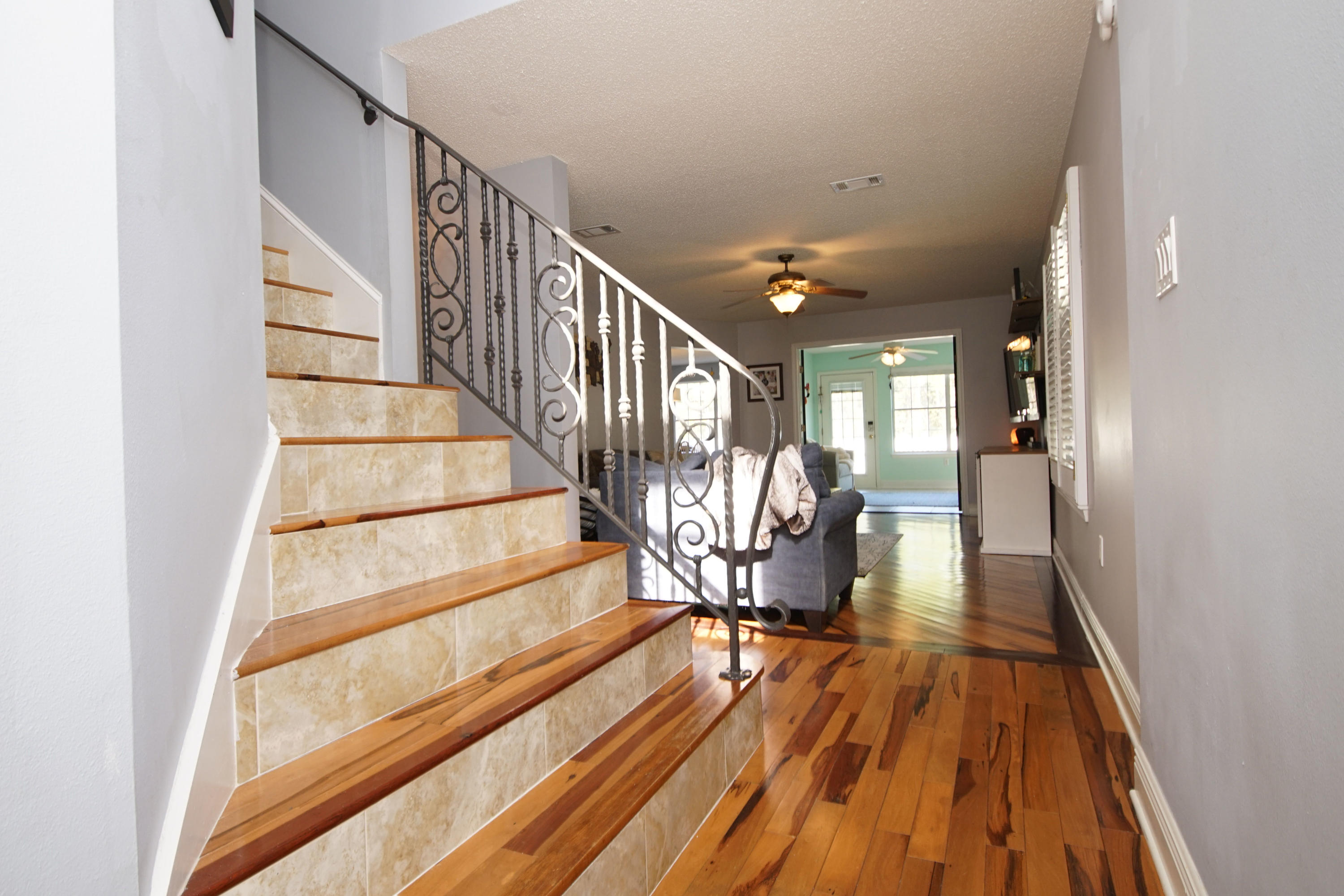 TWIN LAKES ESTATES - Residential