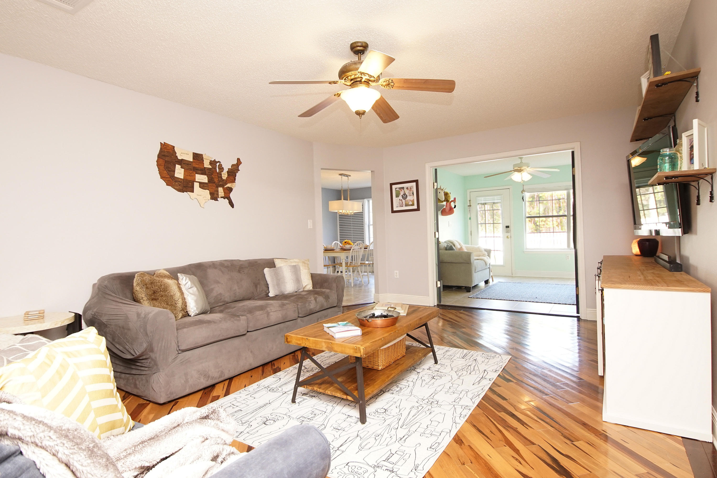 TWIN LAKES ESTATES - Residential