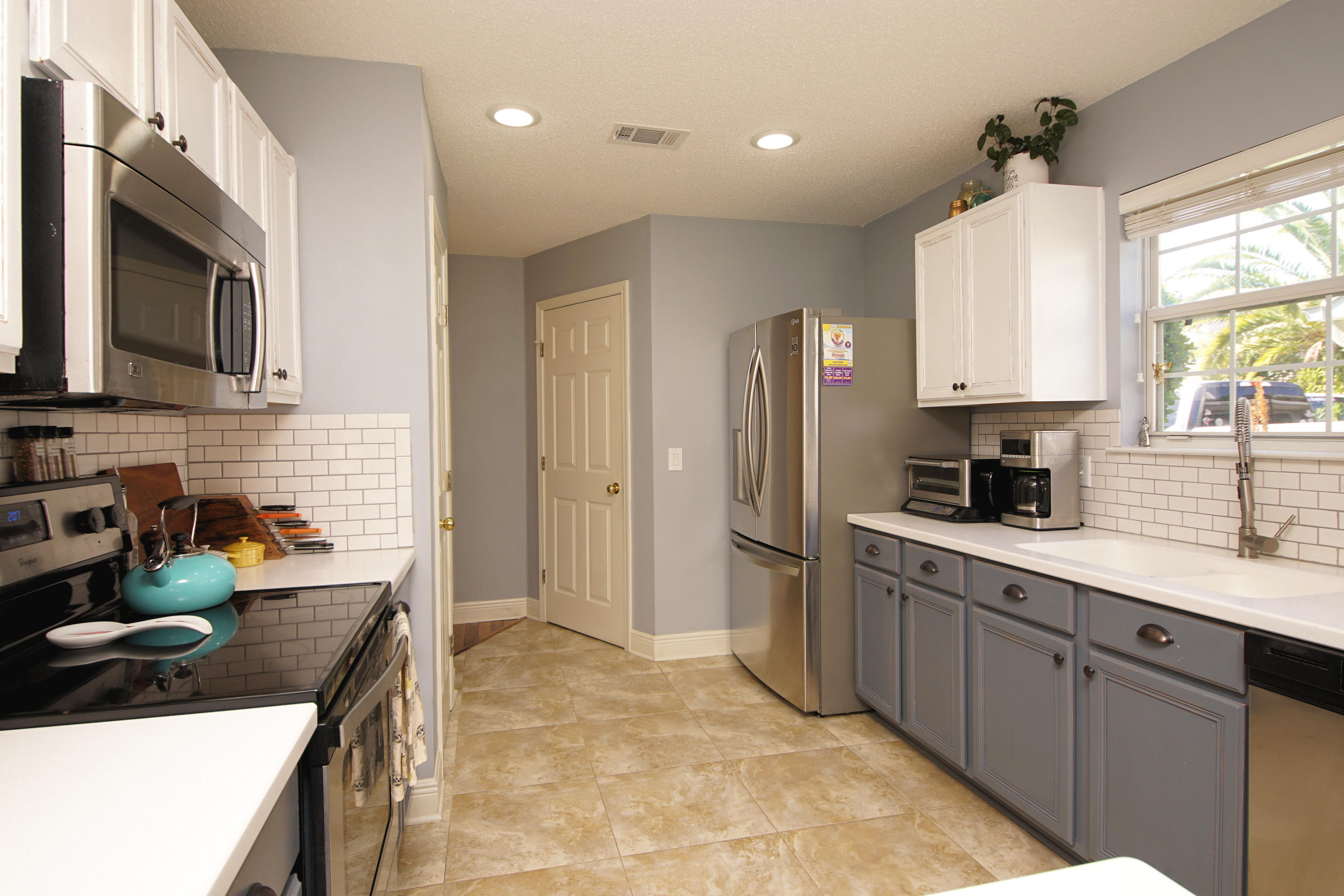 TWIN LAKES ESTATES - Residential