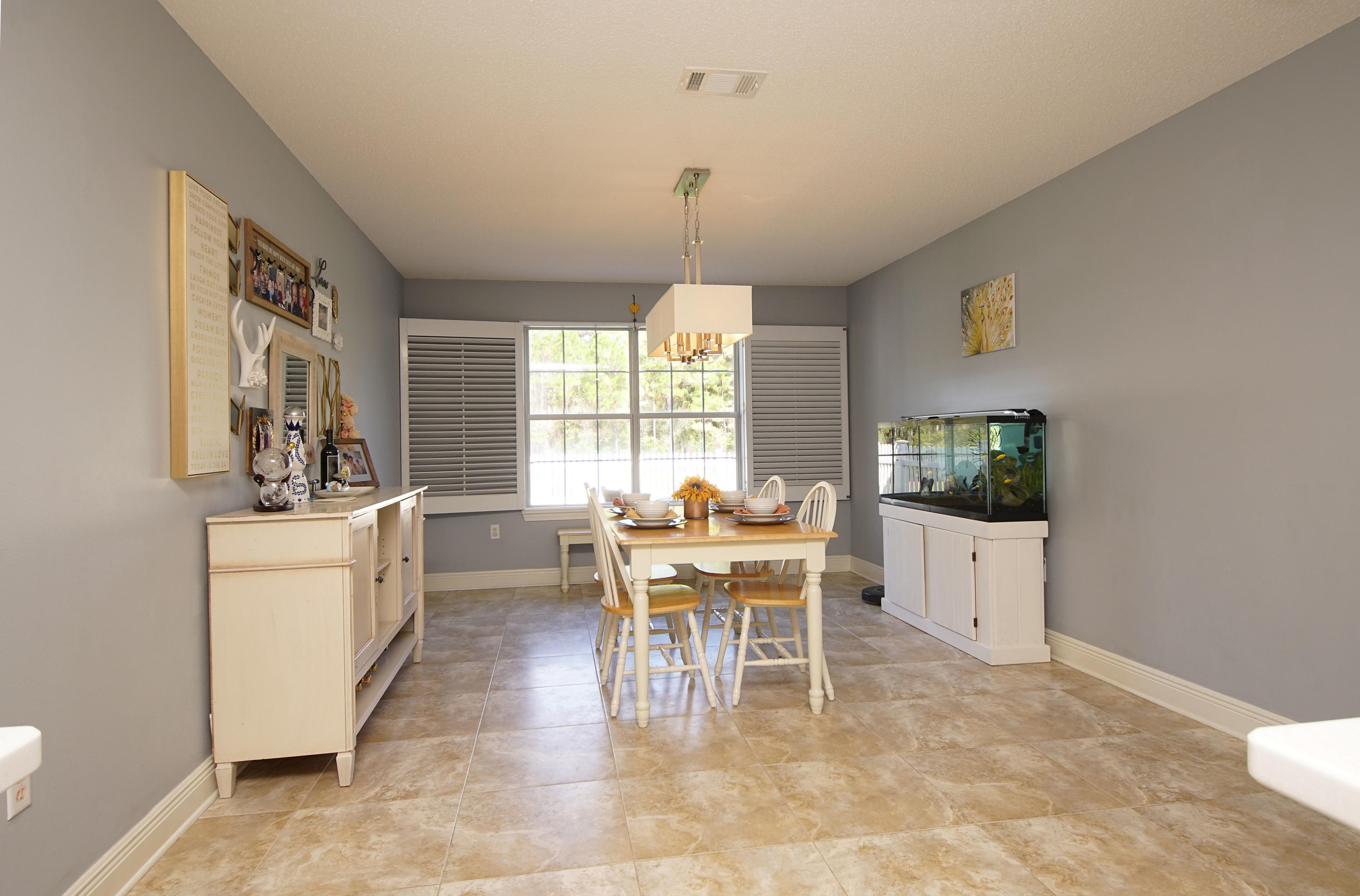 TWIN LAKES ESTATES - Residential