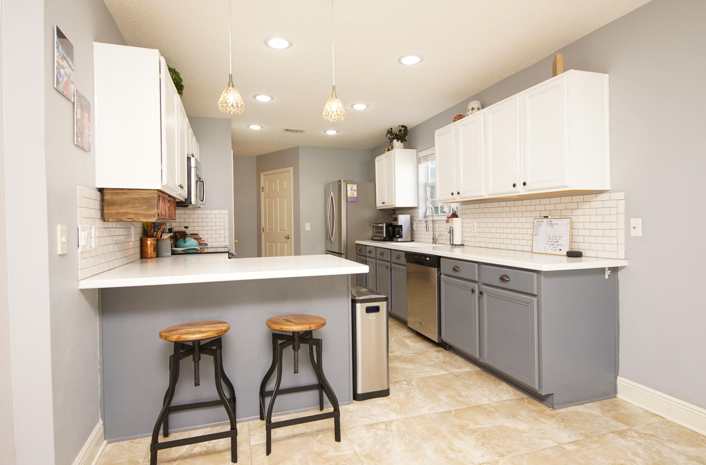 TWIN LAKES ESTATES - Residential