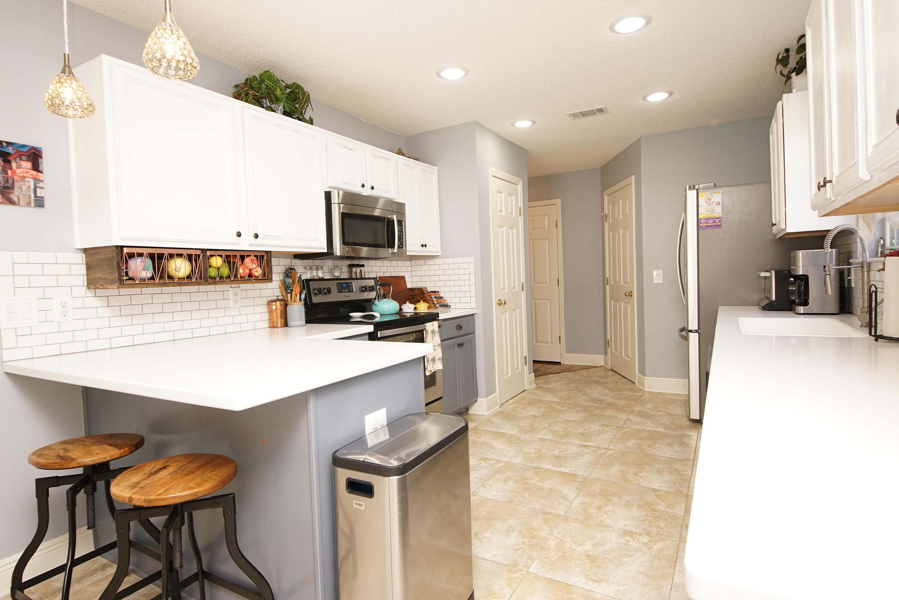 TWIN LAKES ESTATES - Residential