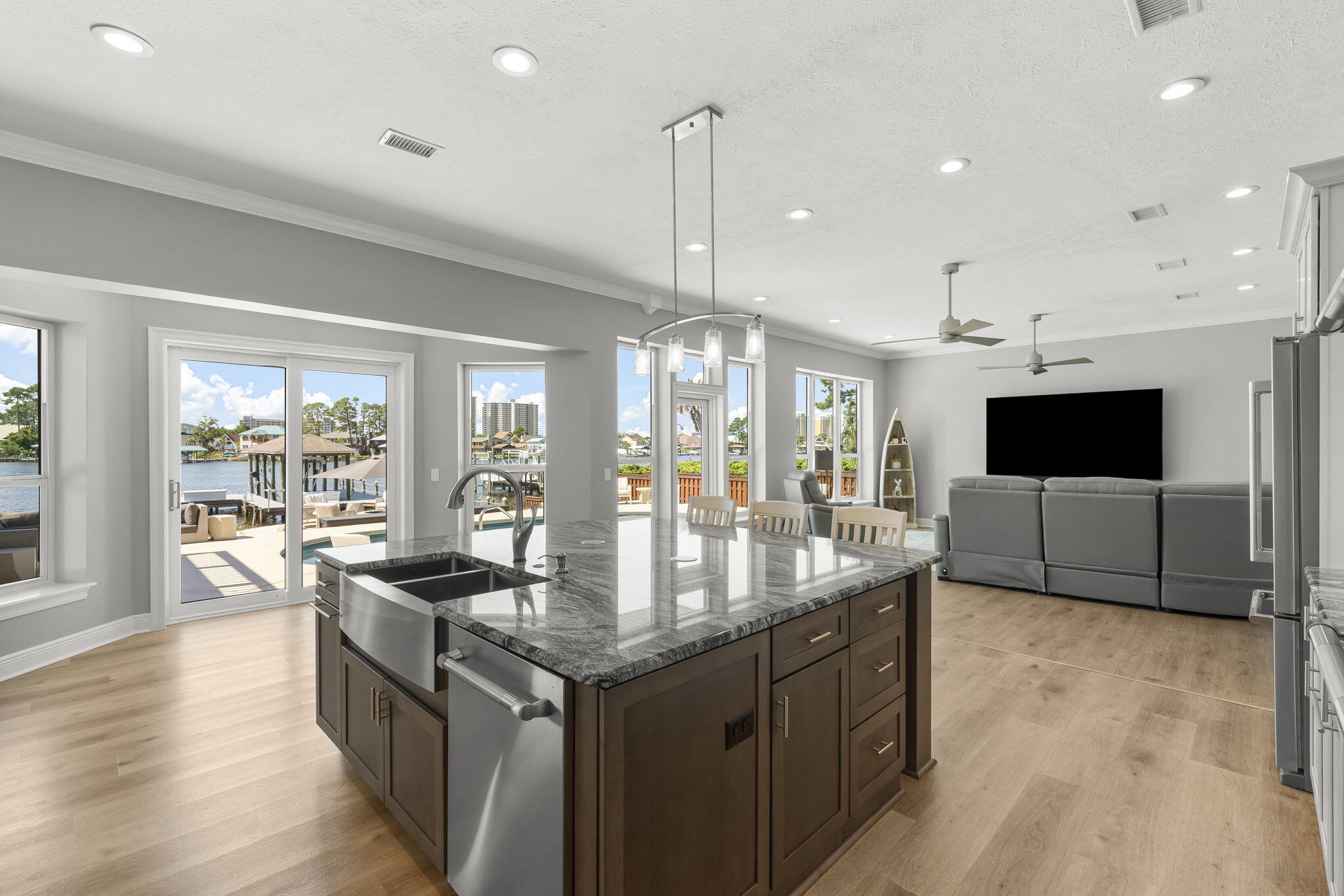 NO RECORDED SUBDIVISION - Residential
