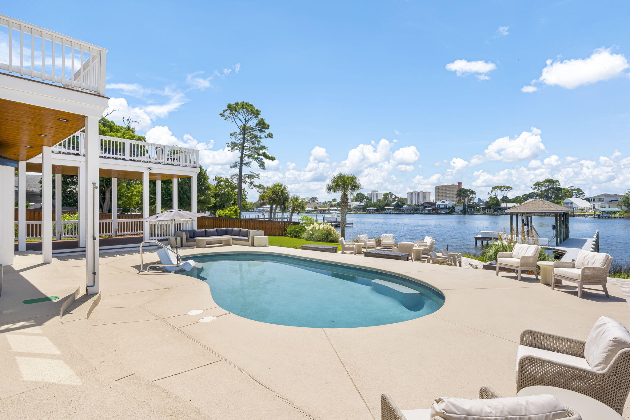 NO RECORDED SUBDIVISION - Residential