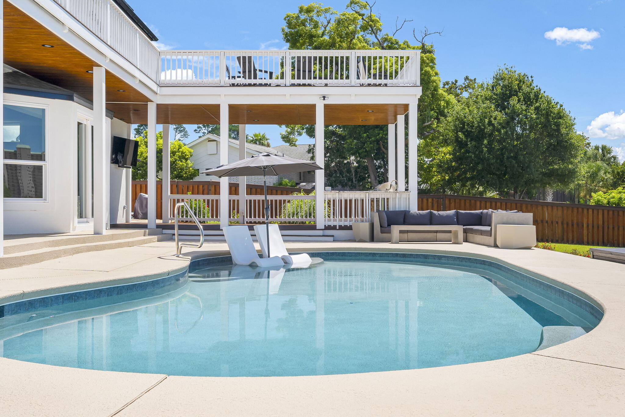 NO RECORDED SUBDIVISION - Residential
