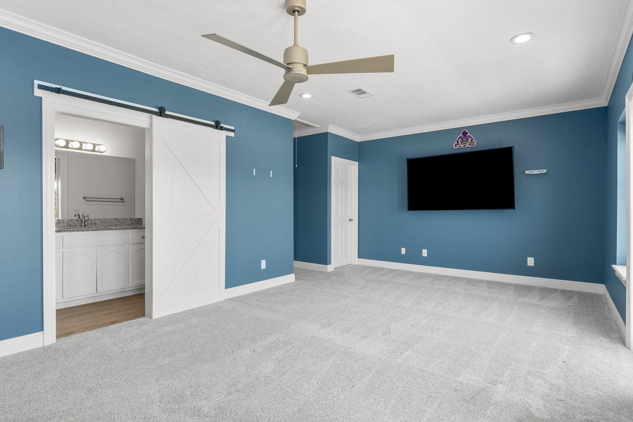 NO RECORDED SUBDIVISION - Residential