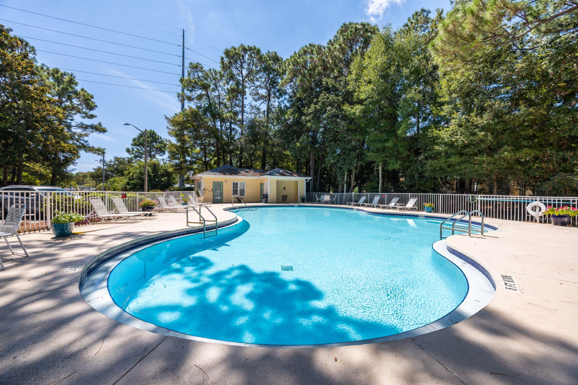 POINT OF VIEW T/H CONDO - Residential