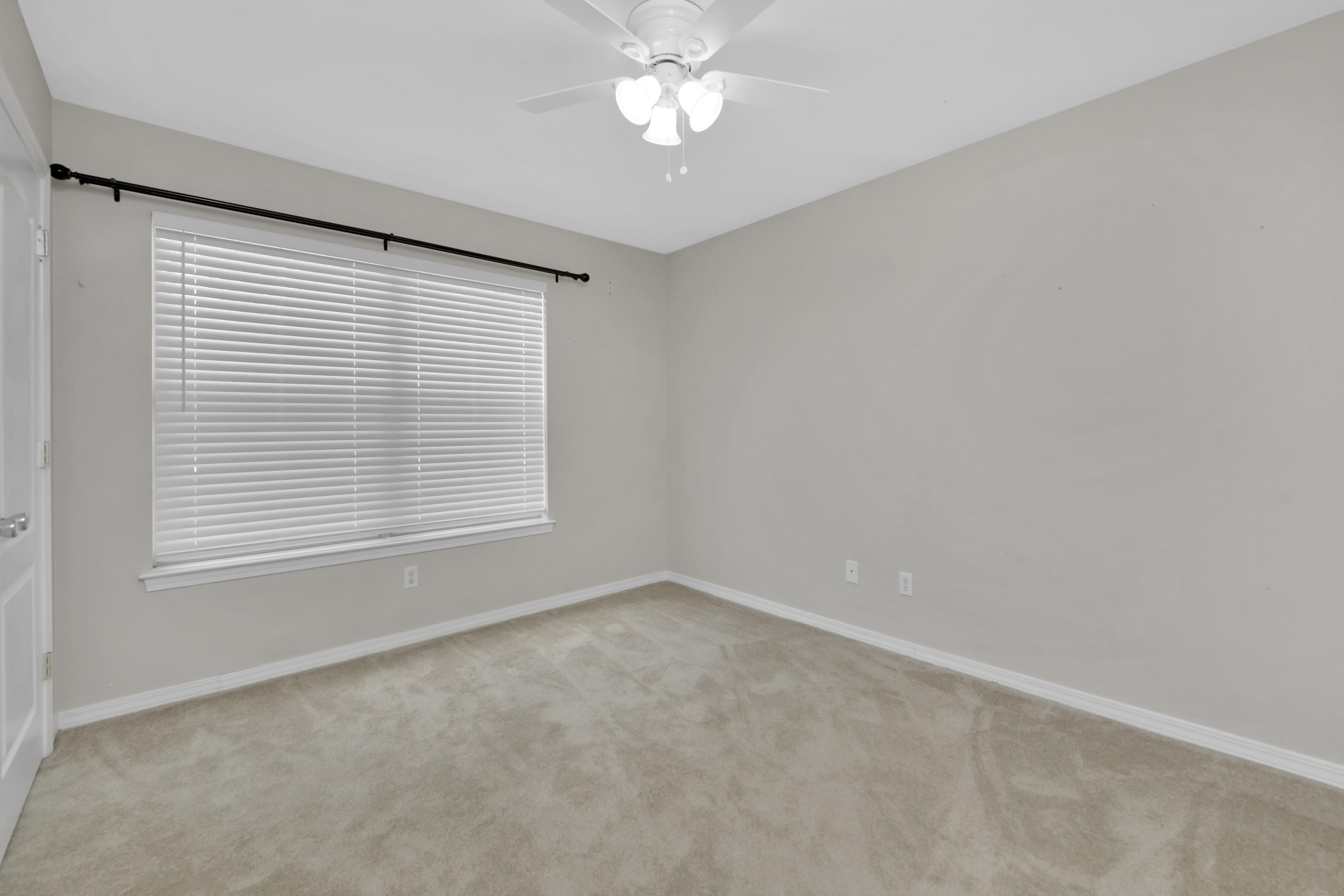 AZALEA GARDENS DESTIN - Residential