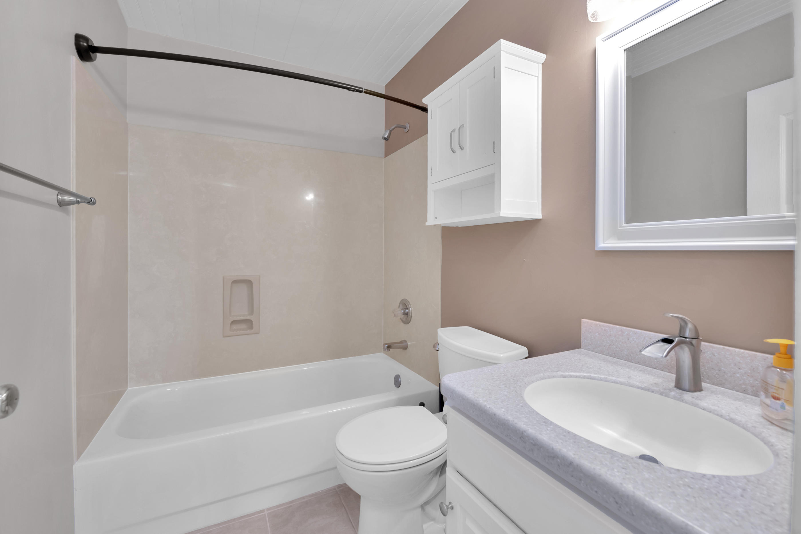 AZALEA GARDENS DESTIN - Residential