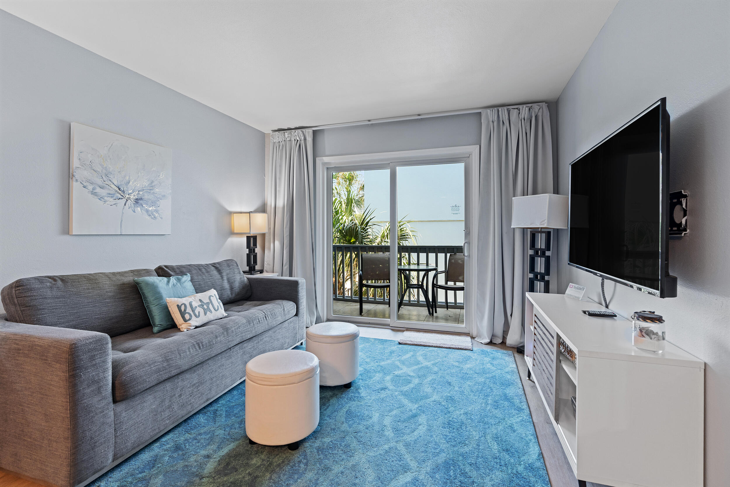 LAKEVIEW CONDO - Residential