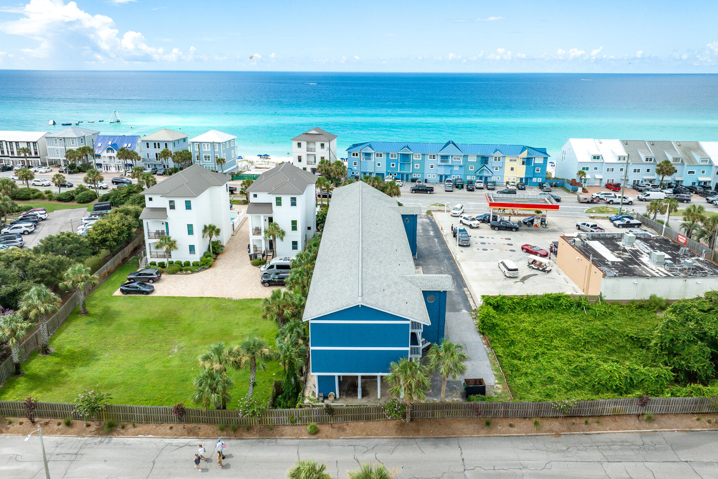 LAKEVIEW CONDO - Residential