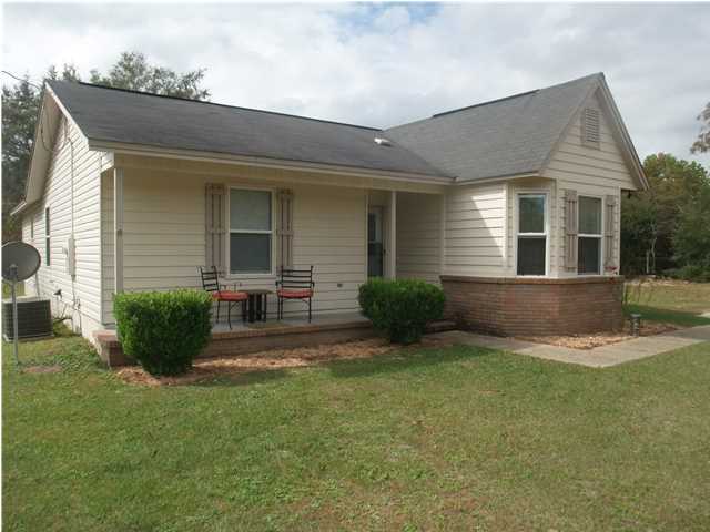 Photo 1 of 1 — 6610 Bill Lundy Road, Laurel Hill, FL 32567
