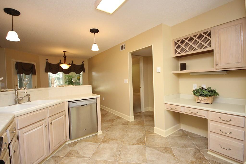 ROCKY BAYOU ESTATES 08A - Residential