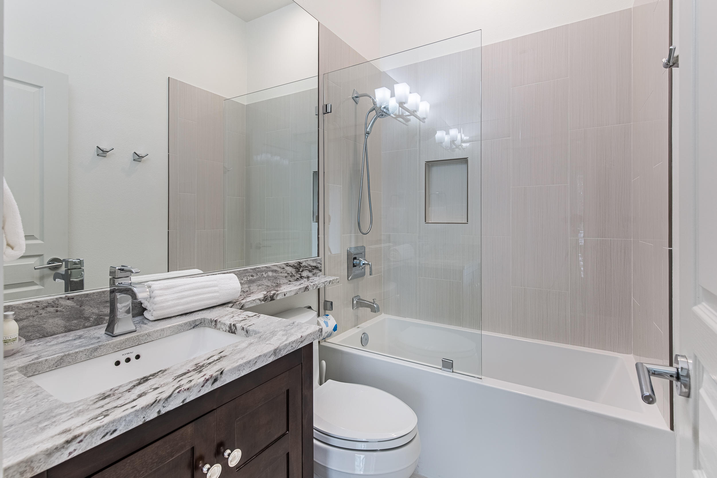 KOKOMO KOVE - Residential