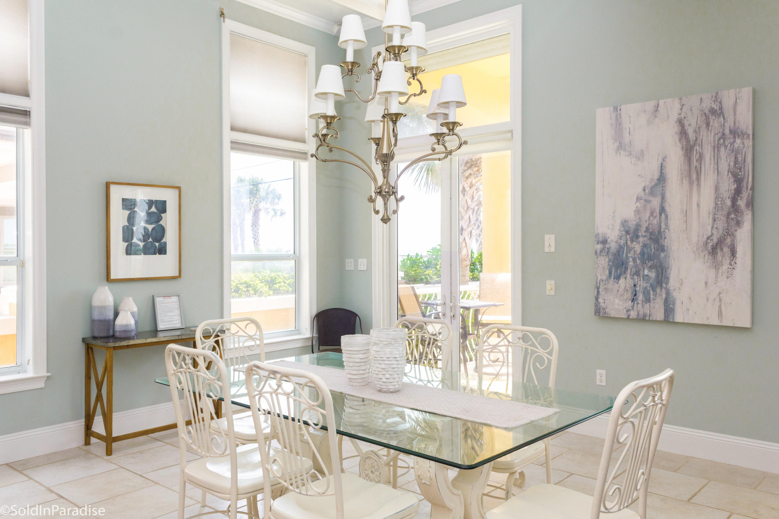 AVALON BEACH ESTATES - Residential