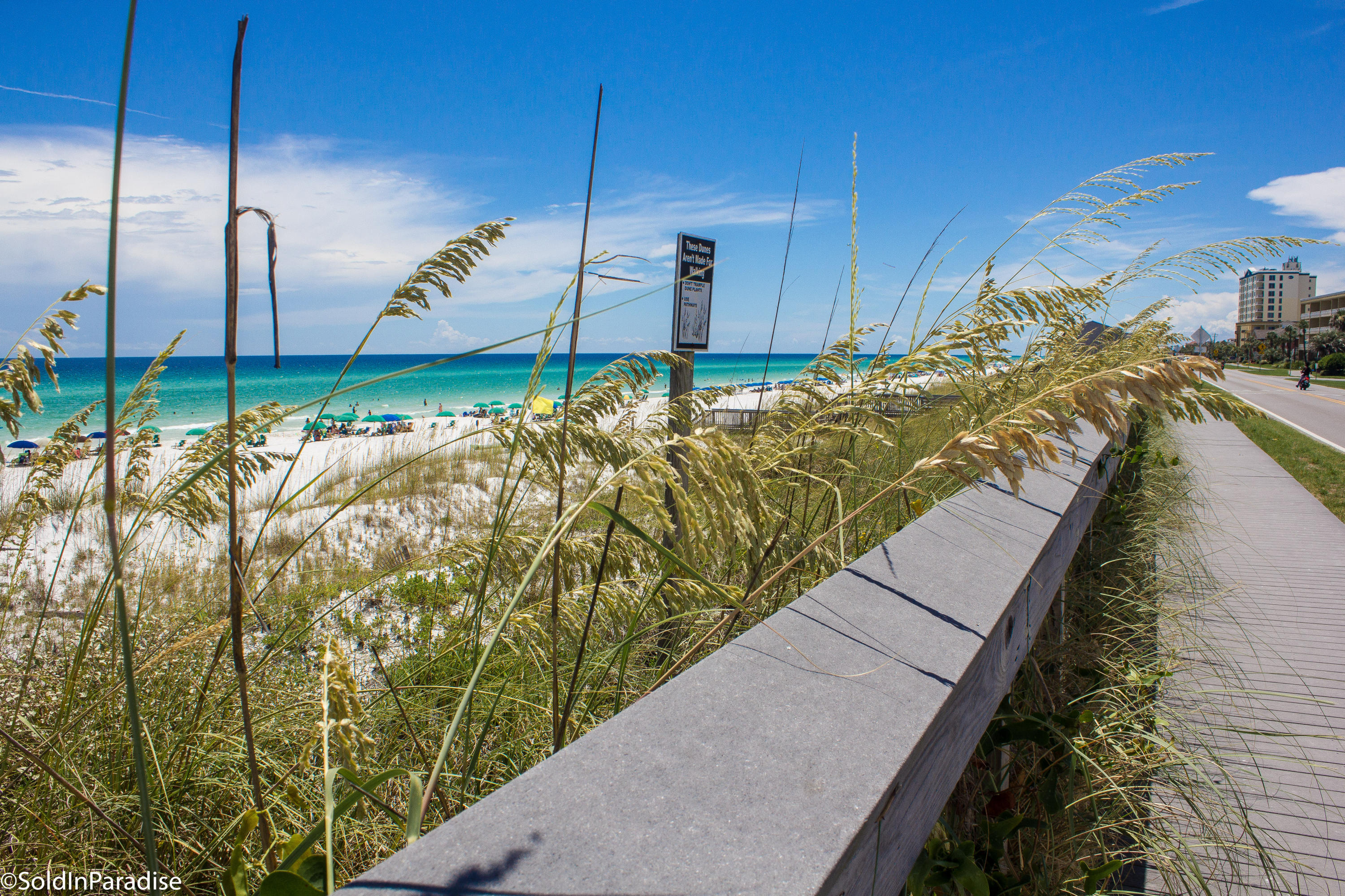 AVALON BEACH ESTATES - Residential