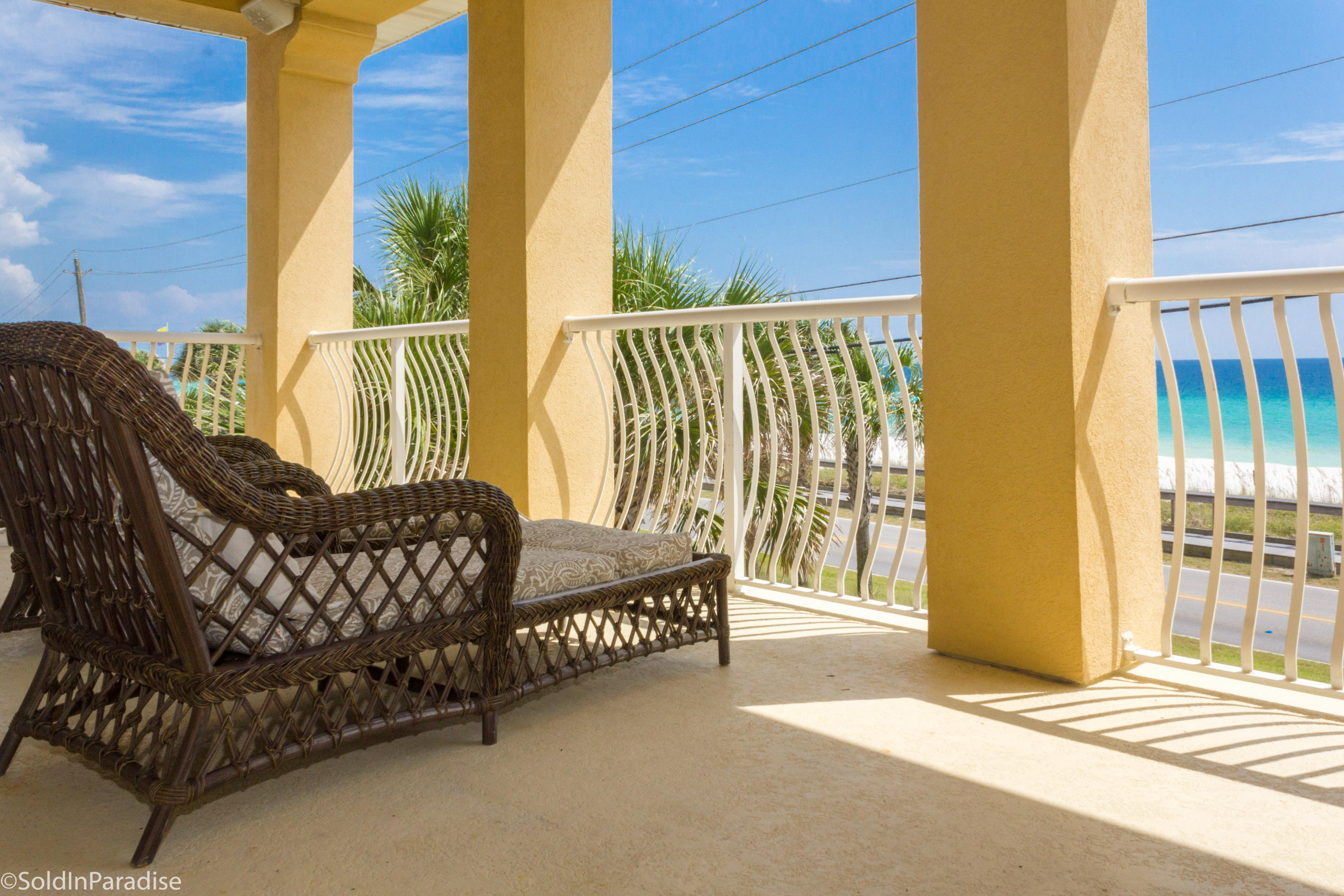 AVALON BEACH ESTATES - Residential