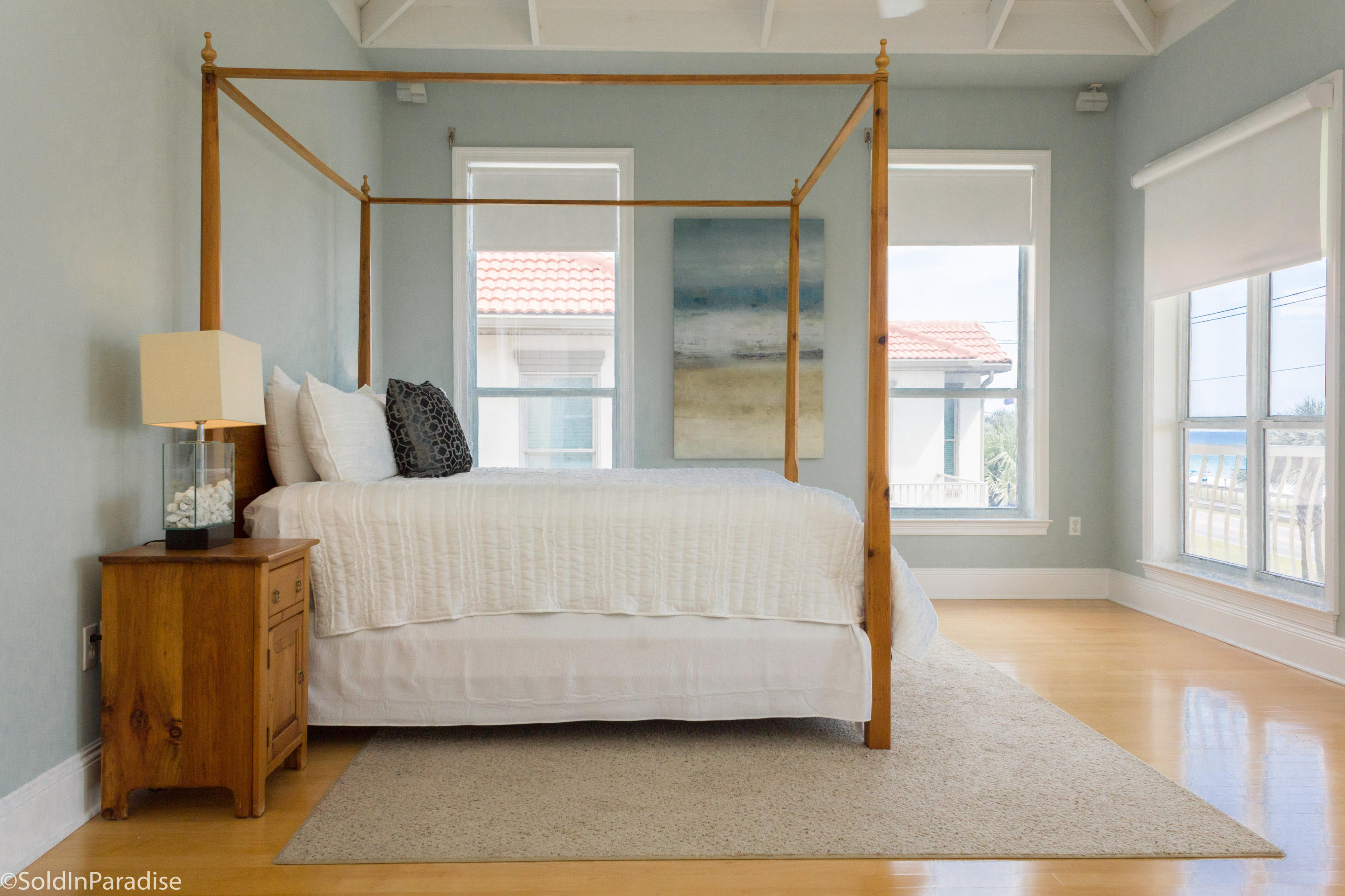 AVALON BEACH ESTATES - Residential