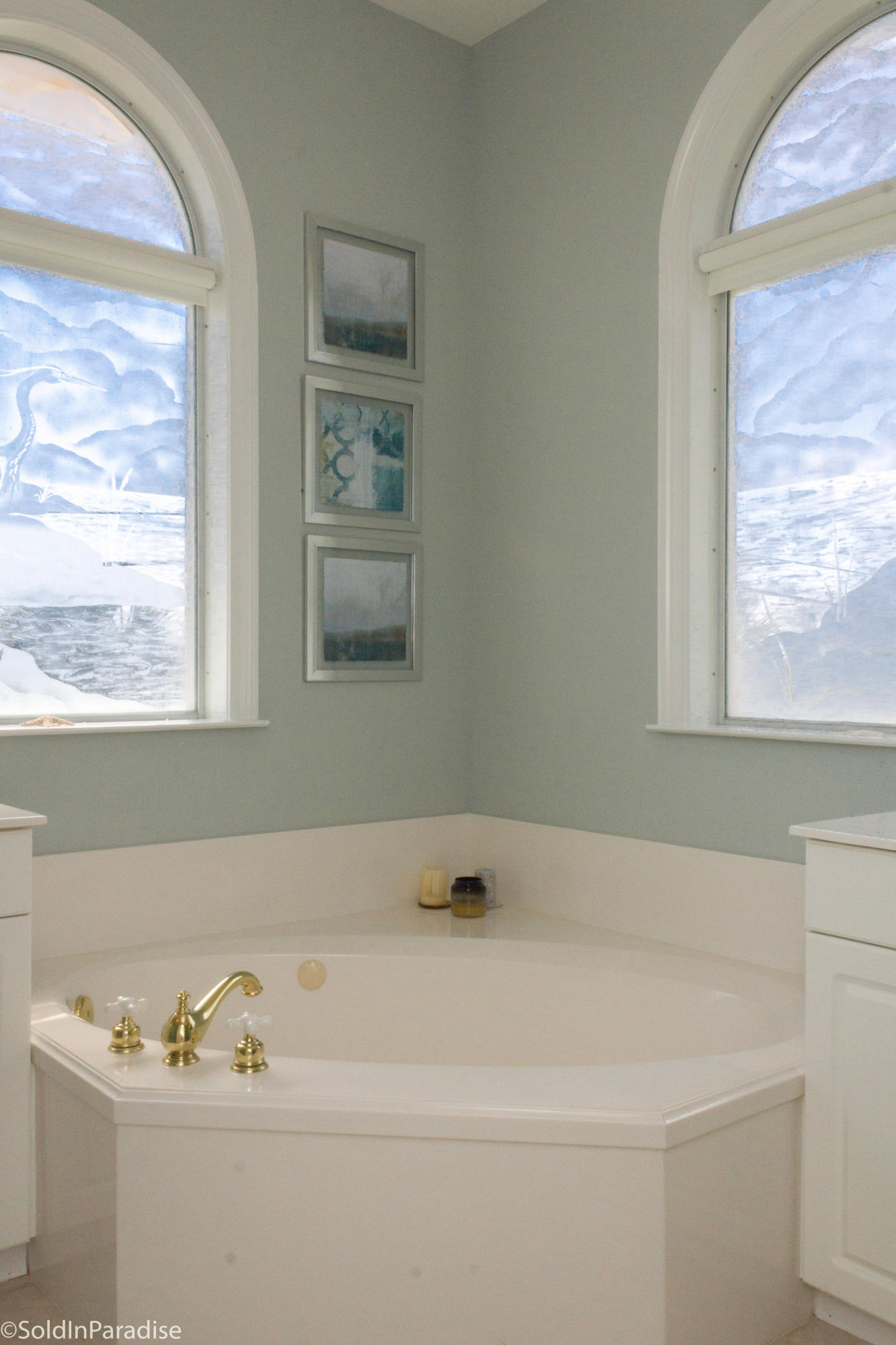 AVALON BEACH ESTATES - Residential