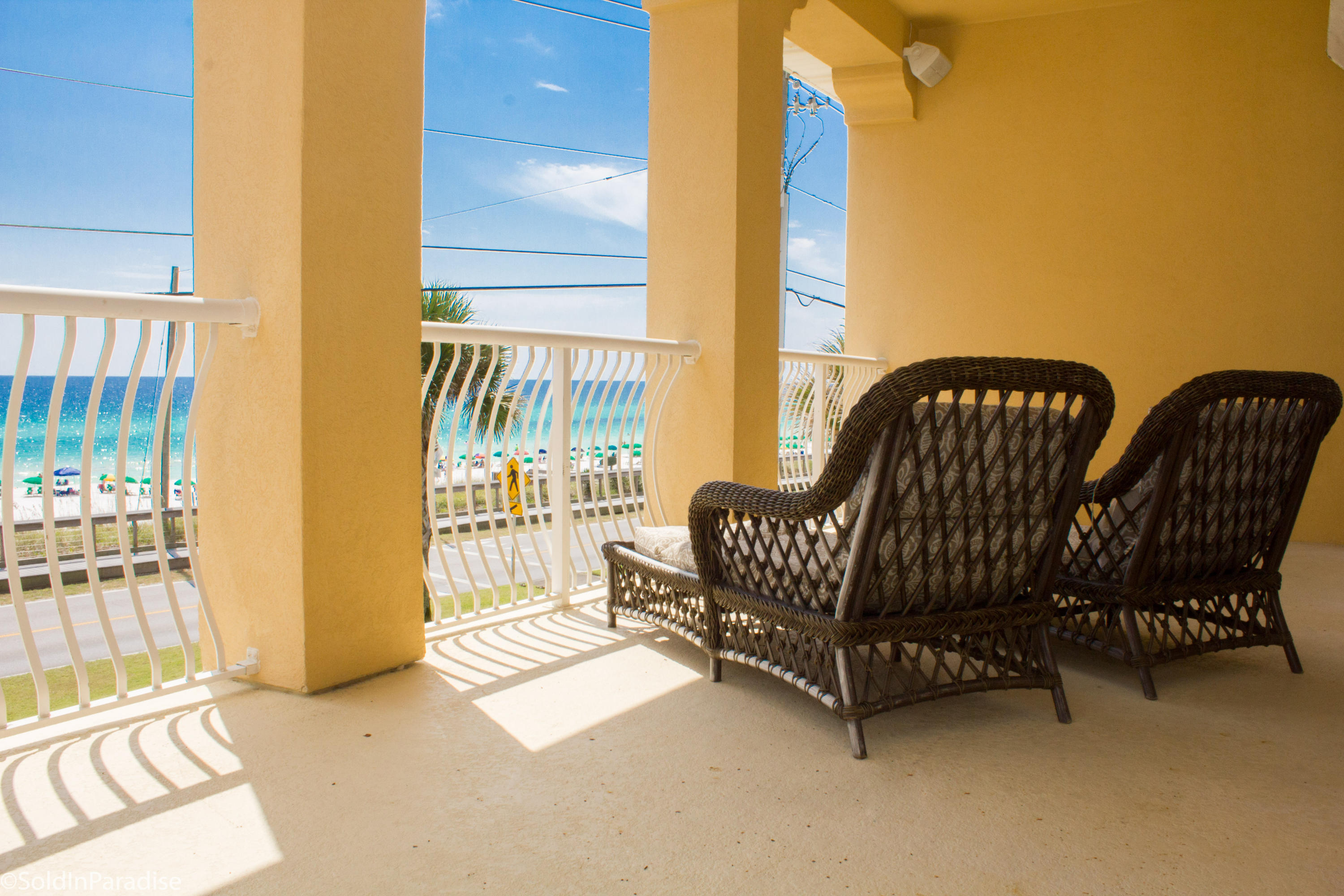 AVALON BEACH ESTATES - Residential