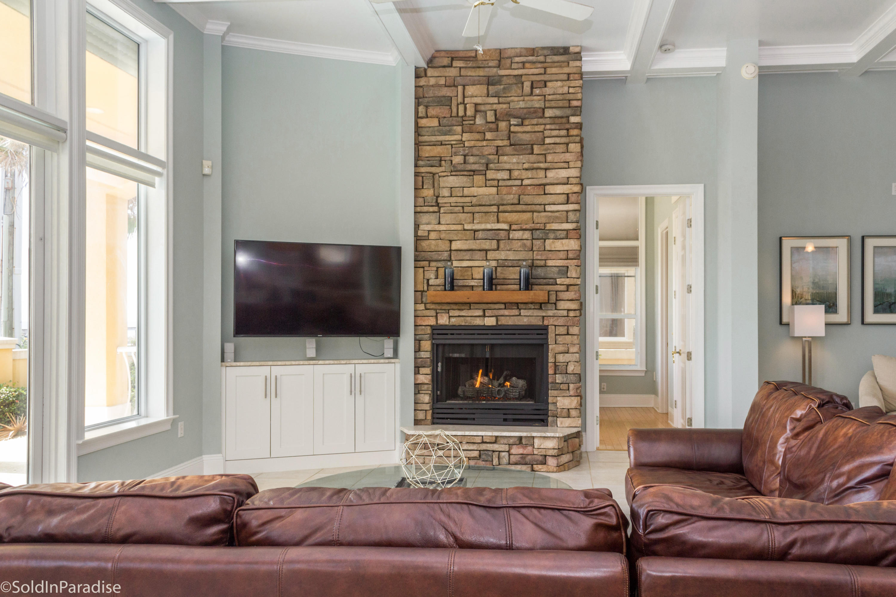 AVALON BEACH ESTATES - Residential