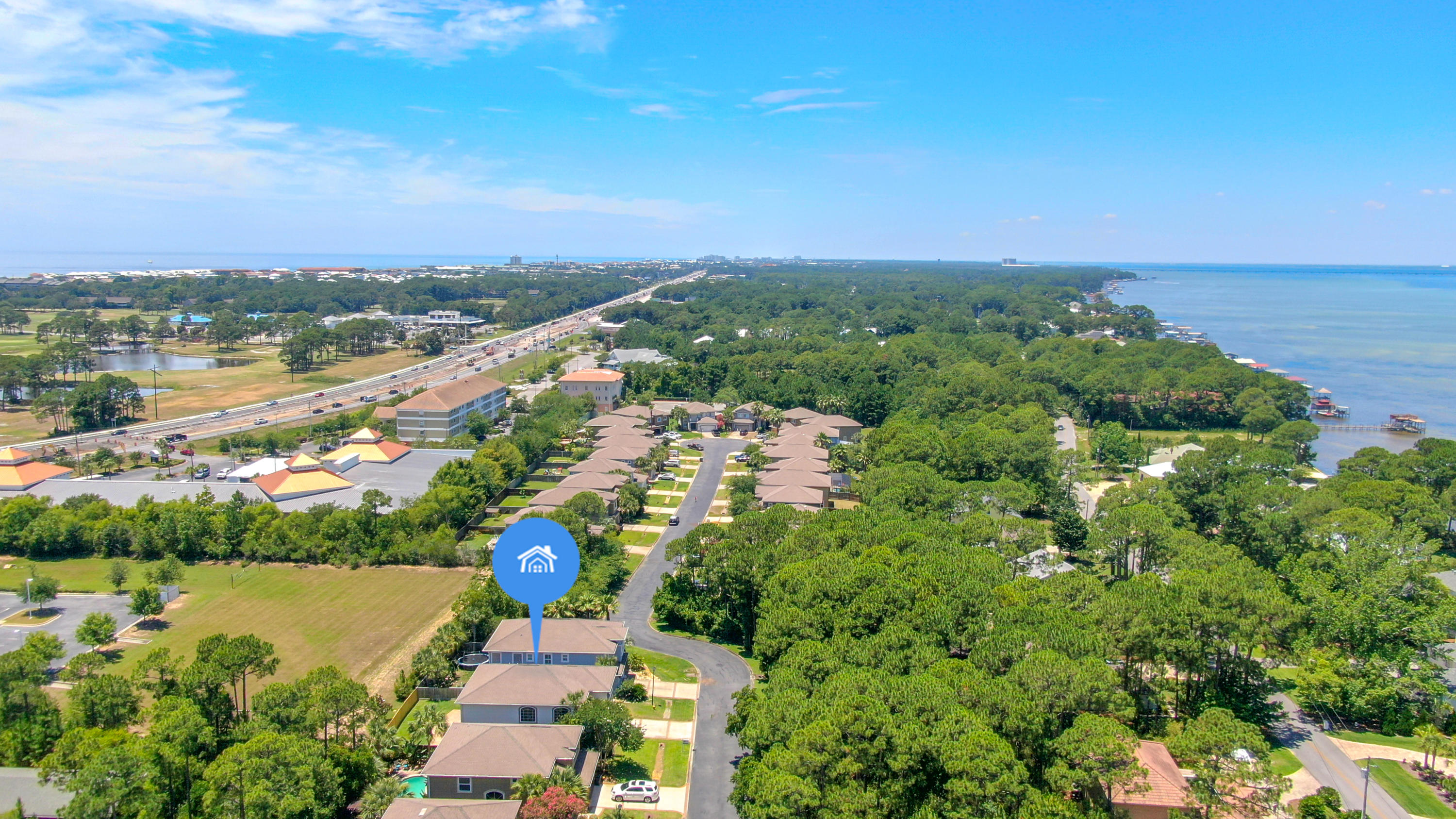 BAYWALK LANDING - Residential