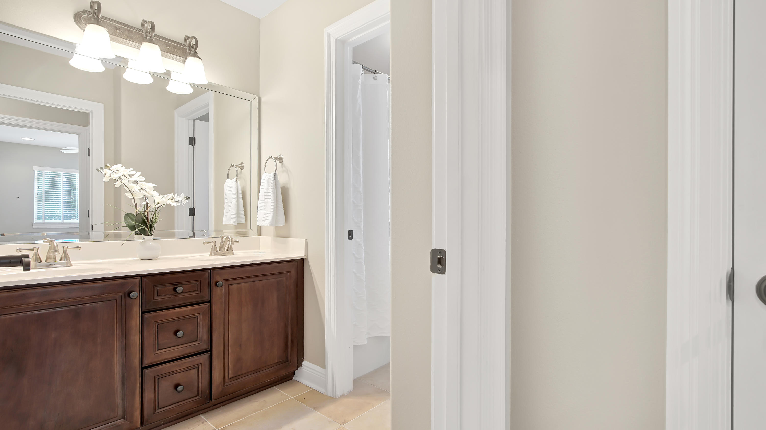 BAYWALK LANDING - Residential