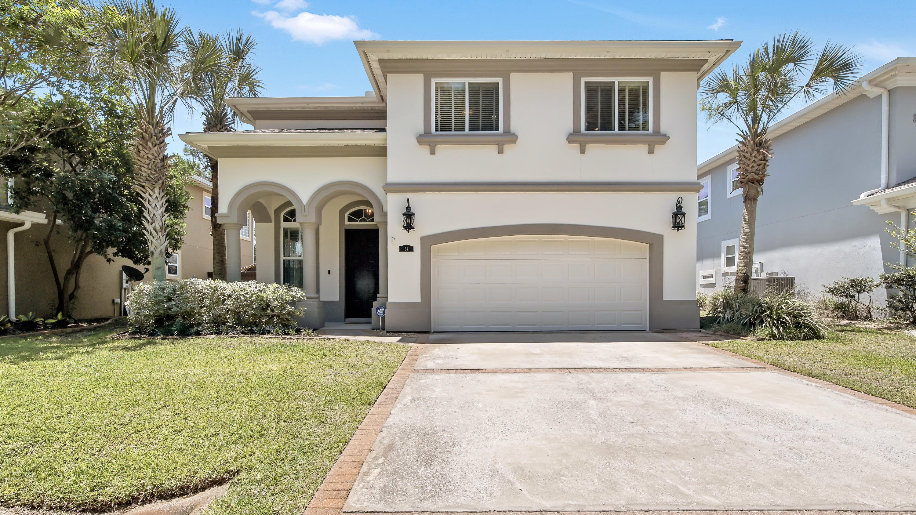 BAYWALK LANDING - Residential