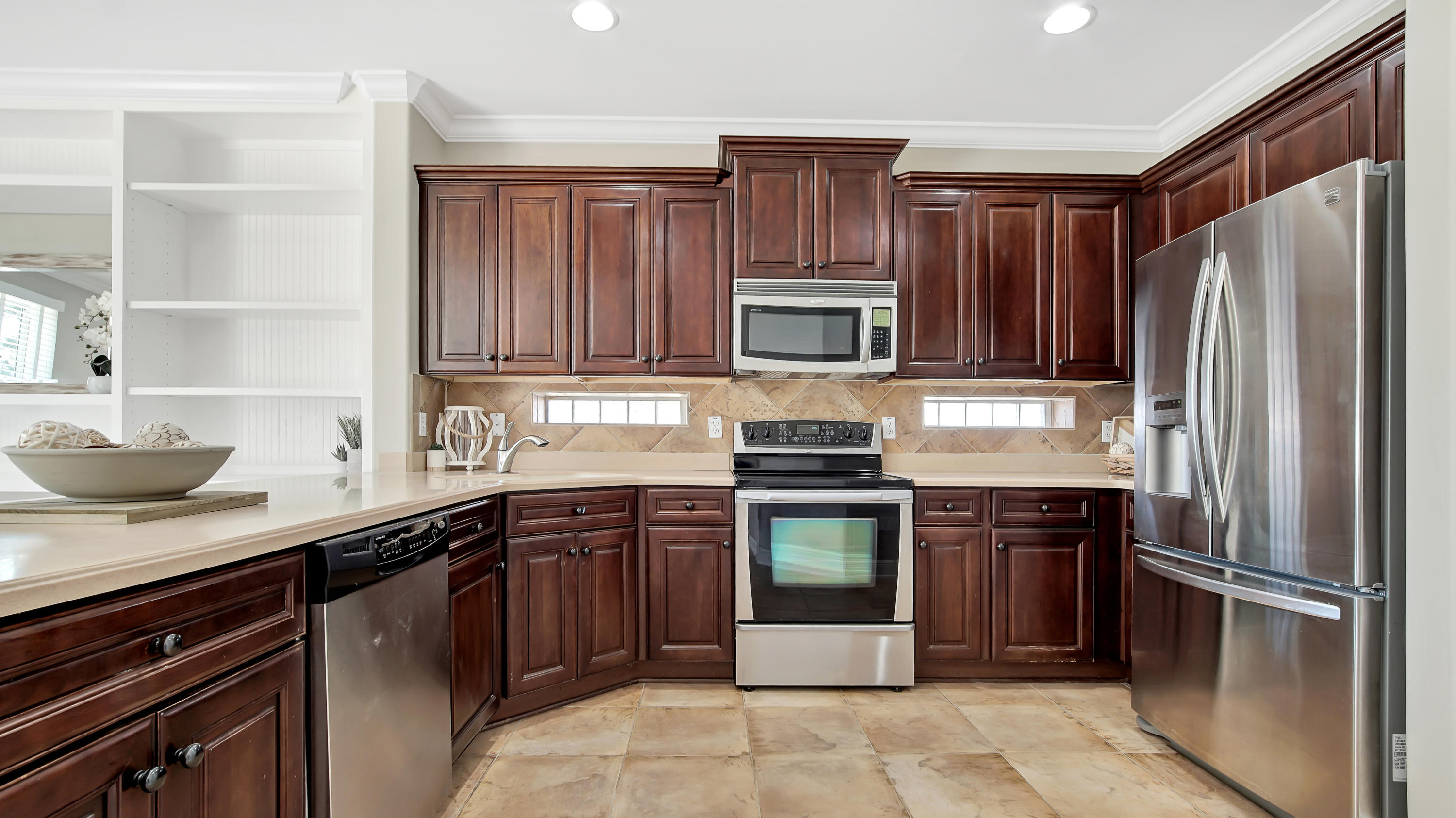 BAYWALK LANDING - Residential