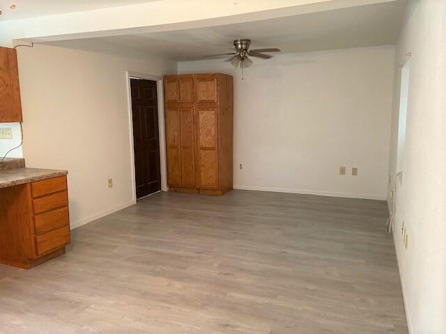 VALPARAISO PINECREST 6 - Residential Lease