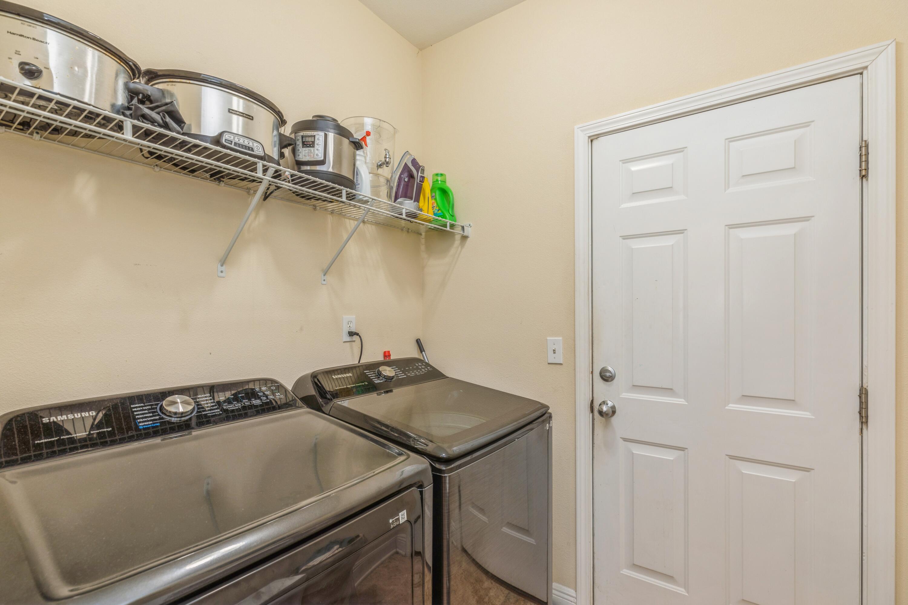 ROLLING RIDGE S/D - Residential