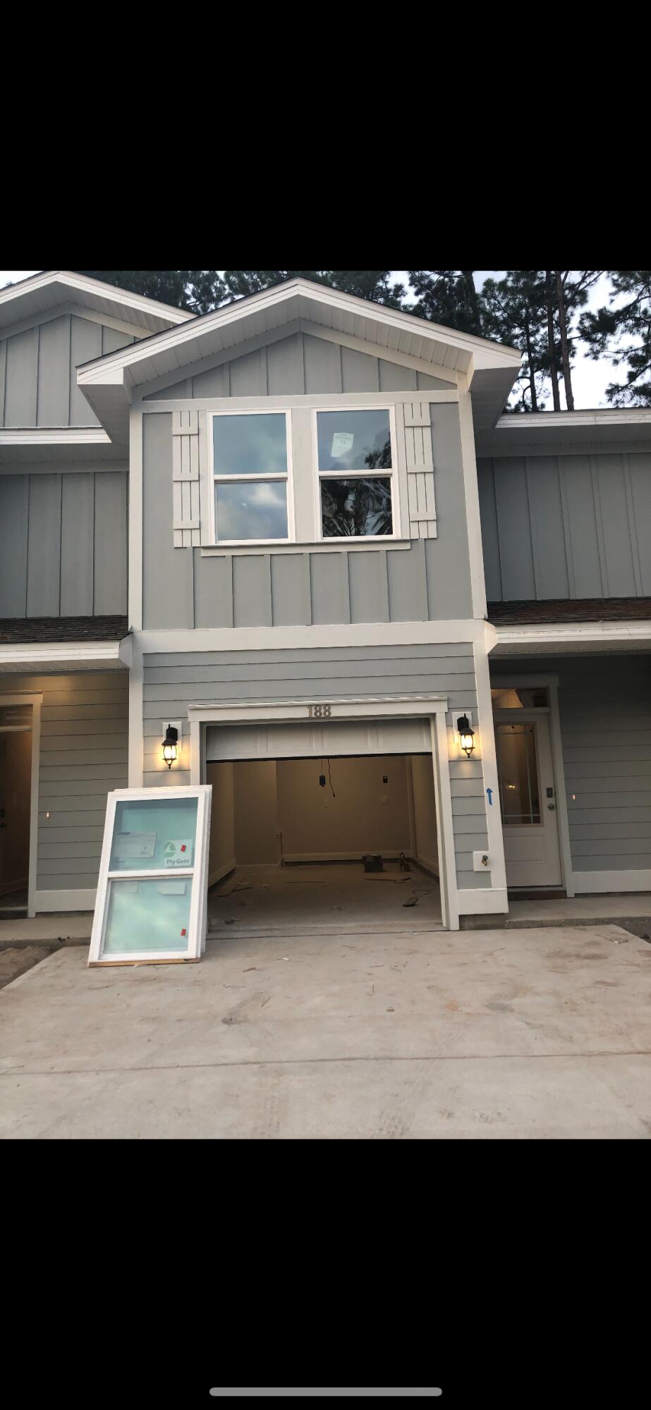 Sandhill Pines - Residential