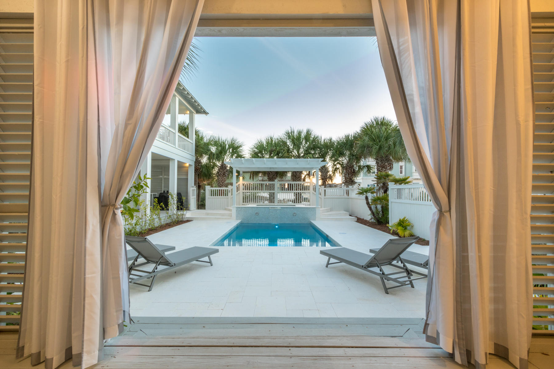 GRAYTON BEACH - Residential