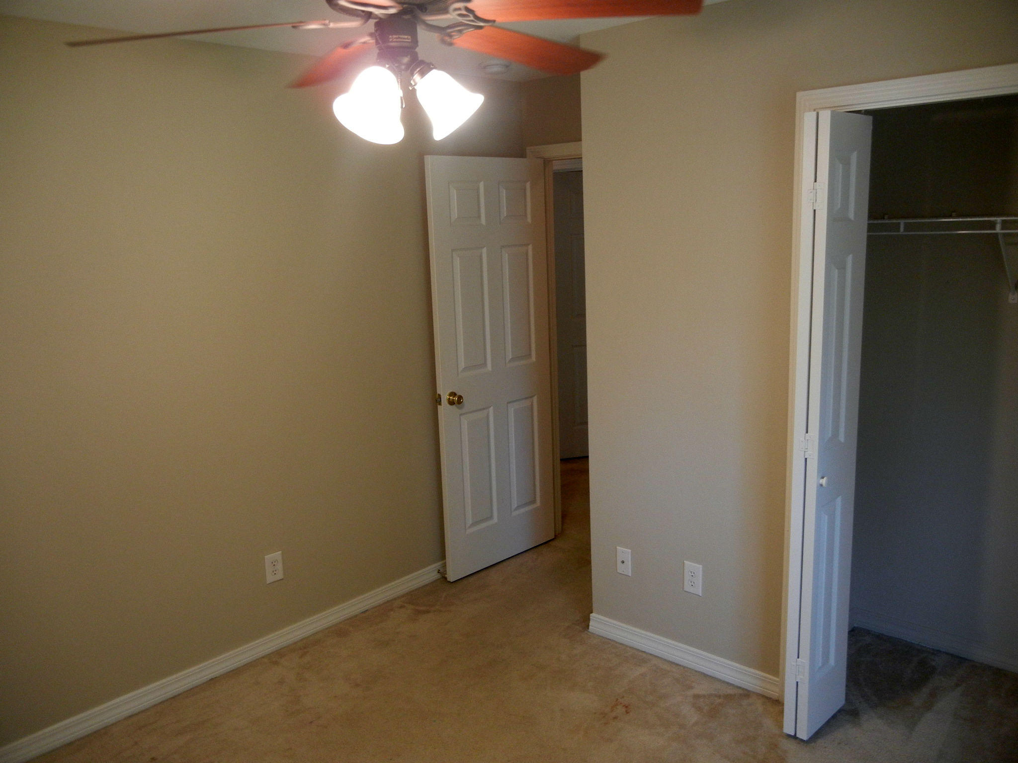 AVALON BEACH - Residential