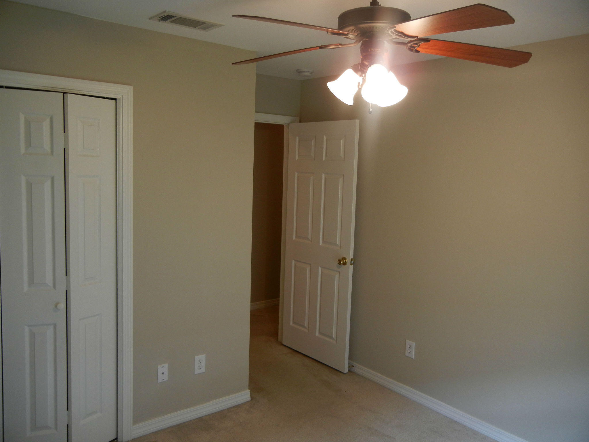 AVALON BEACH - Residential