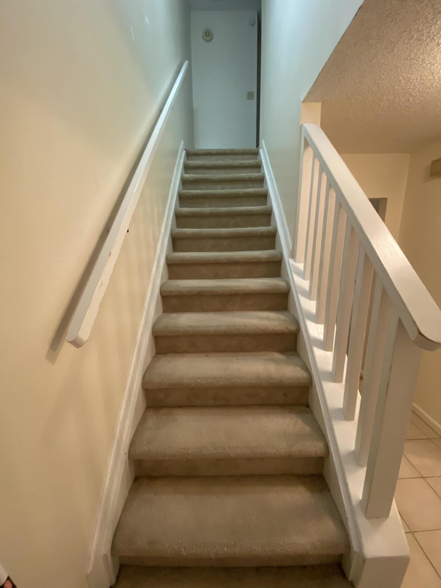 TWIN OAKS - Residential