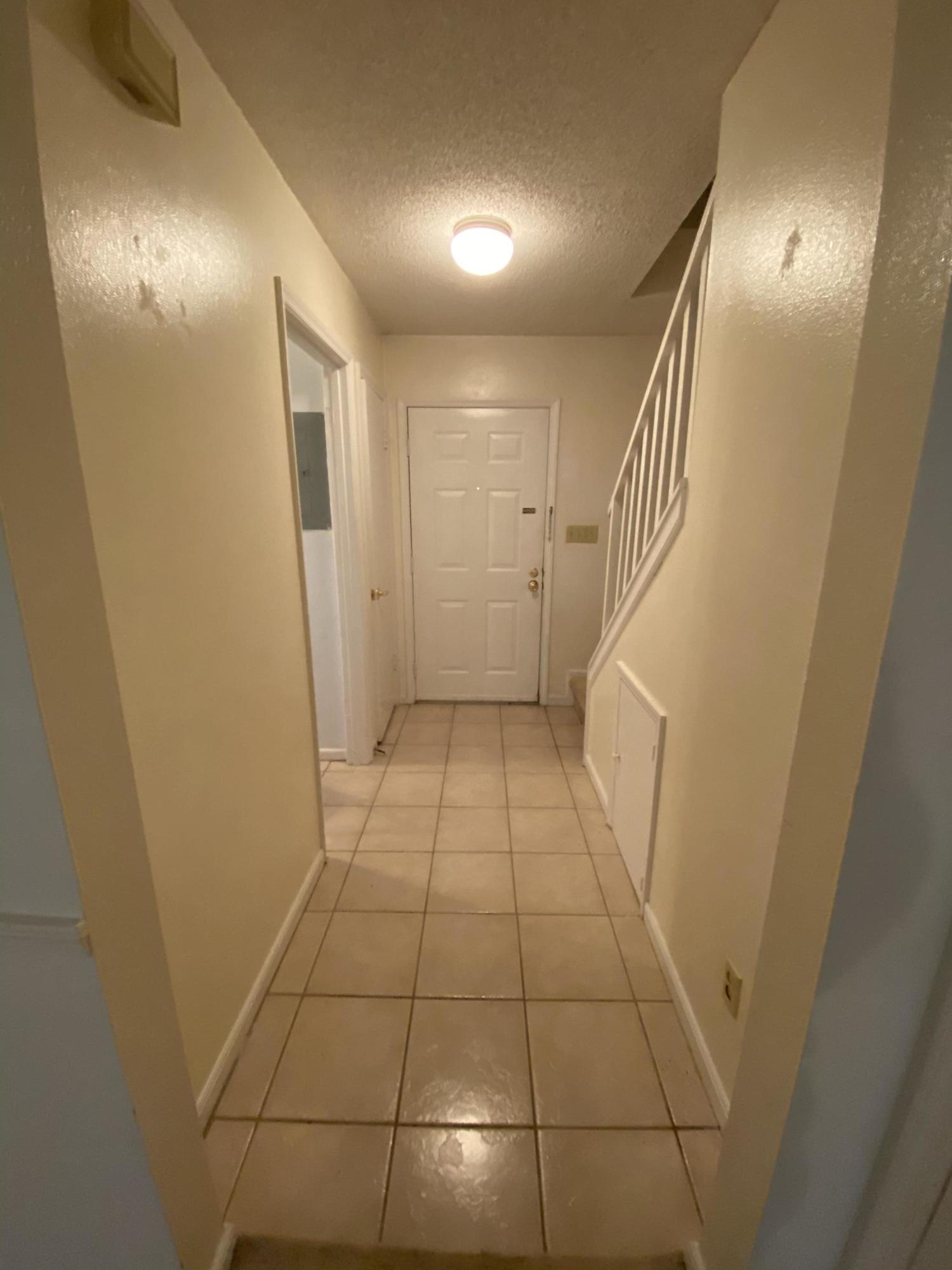 TWIN OAKS - Residential