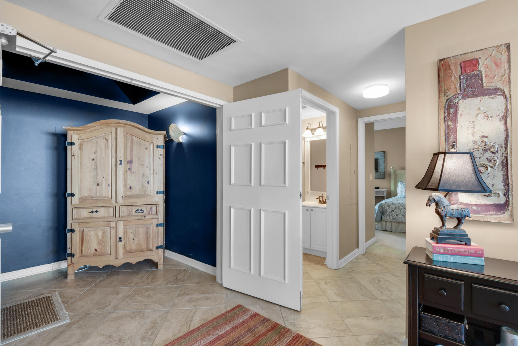 ST. MAARTEN AT SILVER SHELLS - Residential