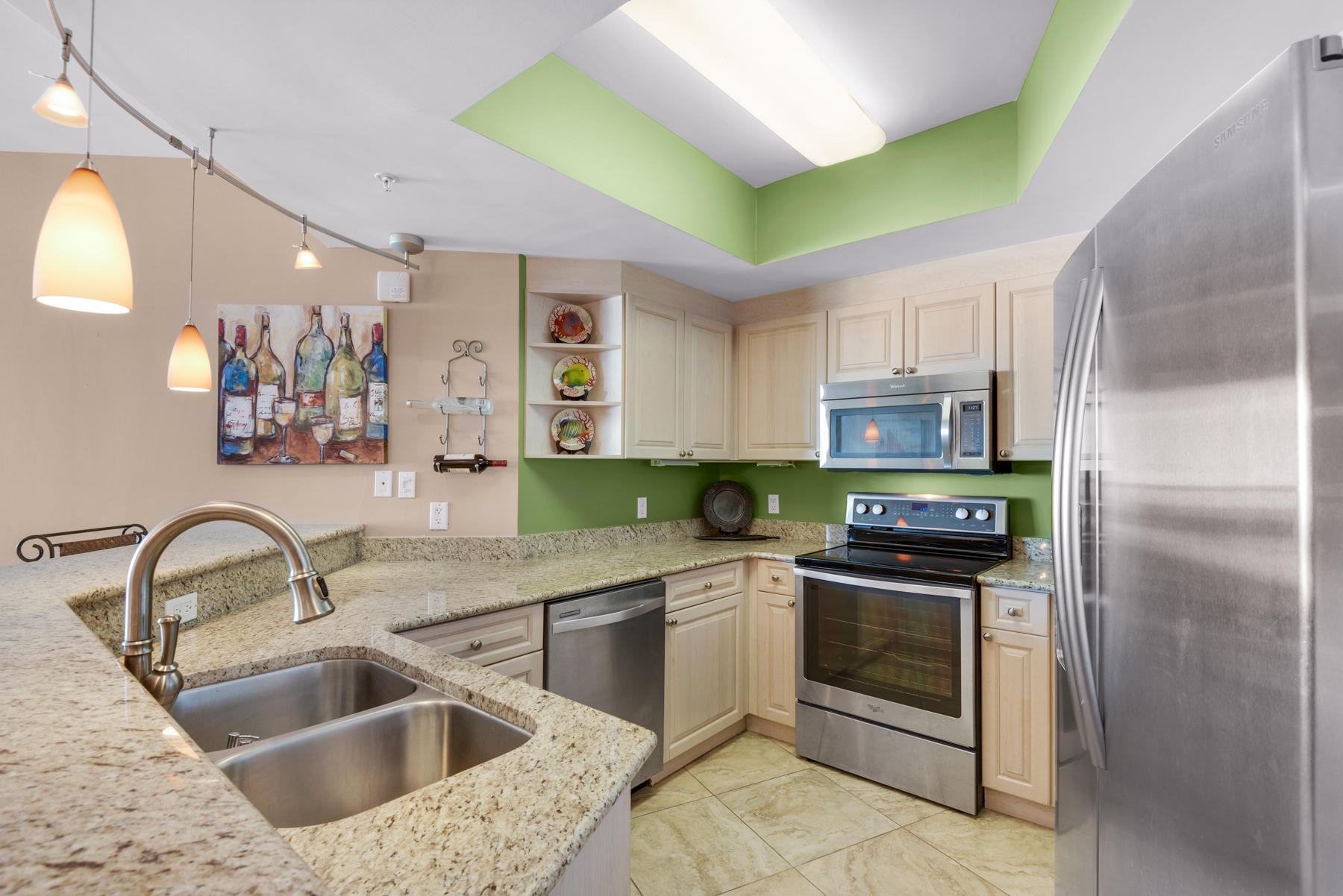 ST. MAARTEN AT SILVER SHELLS - Residential